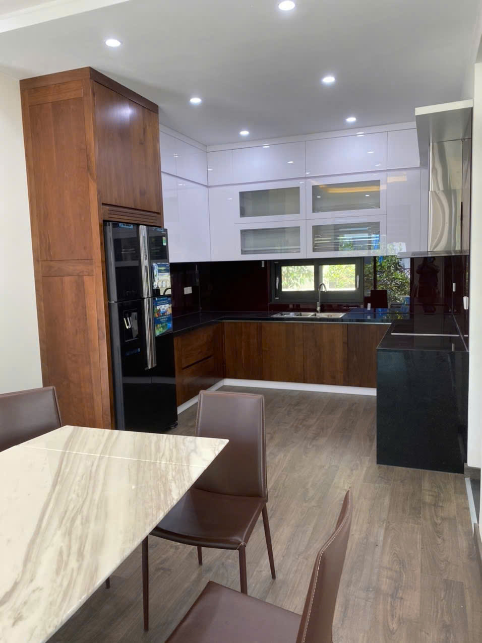 bb93d3af1988afd6f699