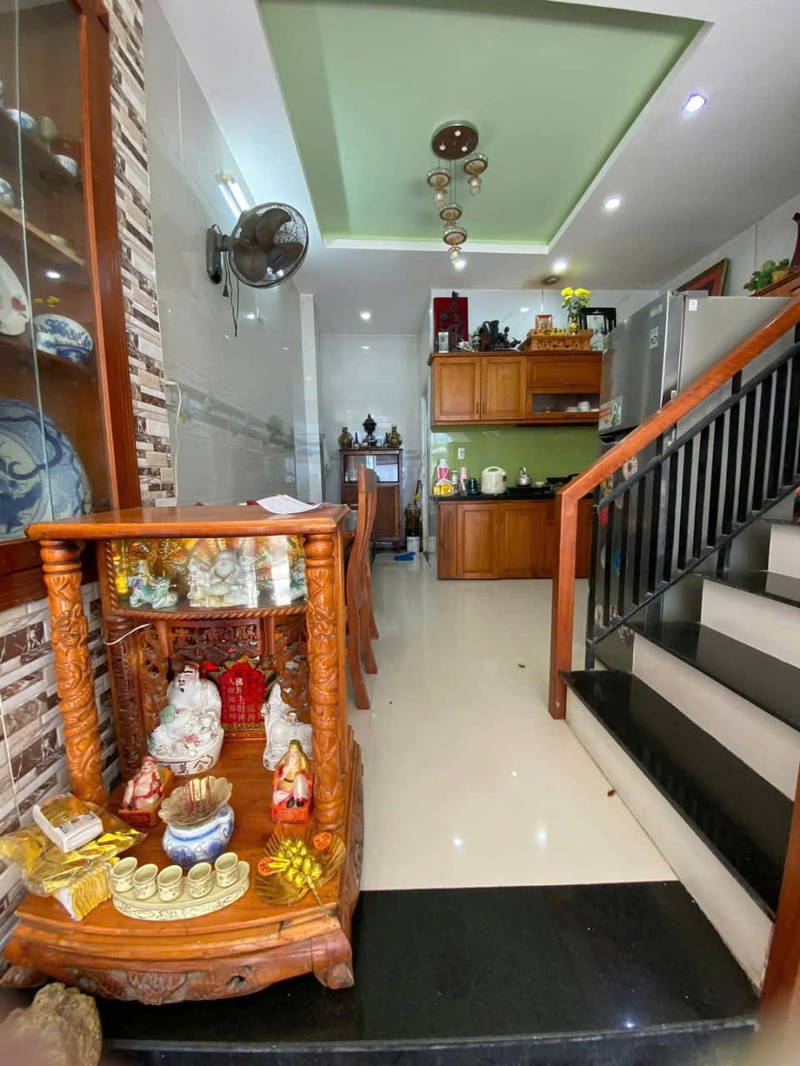 f1d4ae7d-63ff-5d5a-a137-8181c5a6b4c9