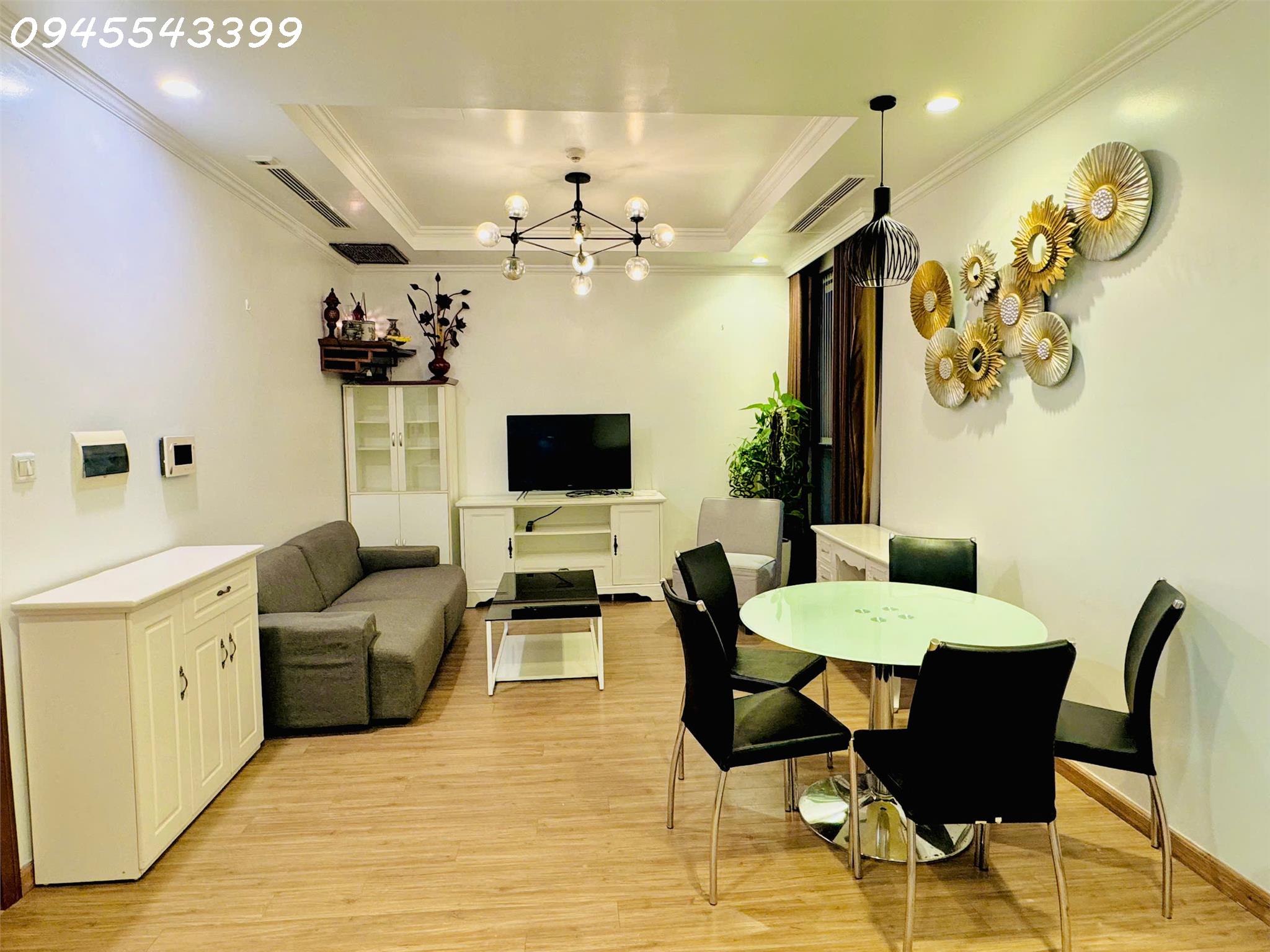 fb366b40-7374-4b0e-985e-e70f63b56a14