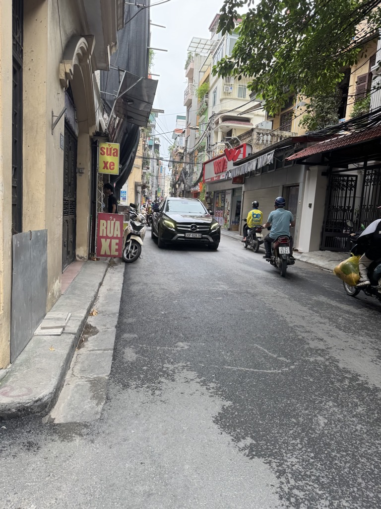 fey-461A58D5-mcg223qw_29_5