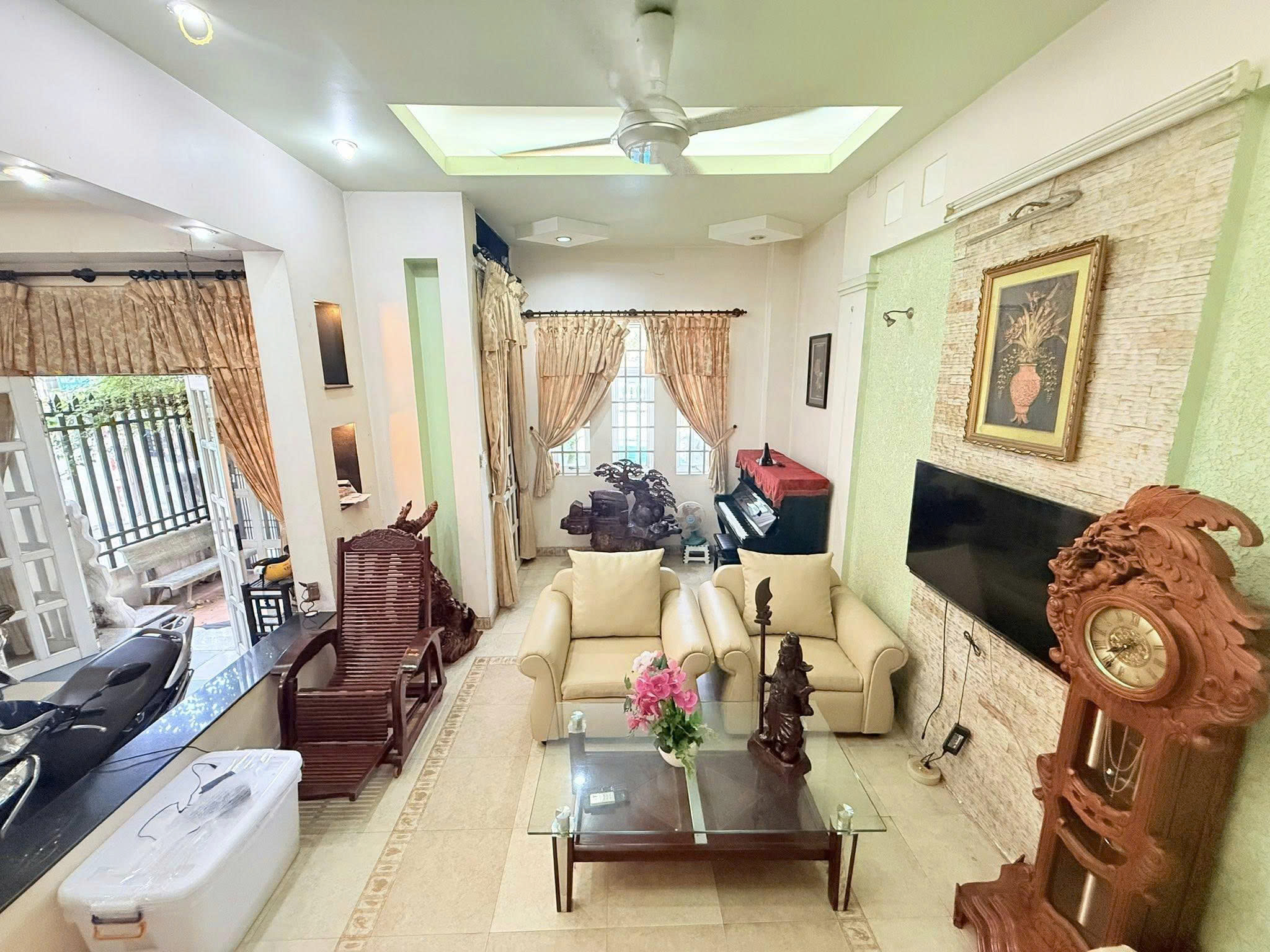 gen-h-z6786897748671_f47d8fef90c774a5e9a61448e23888fe