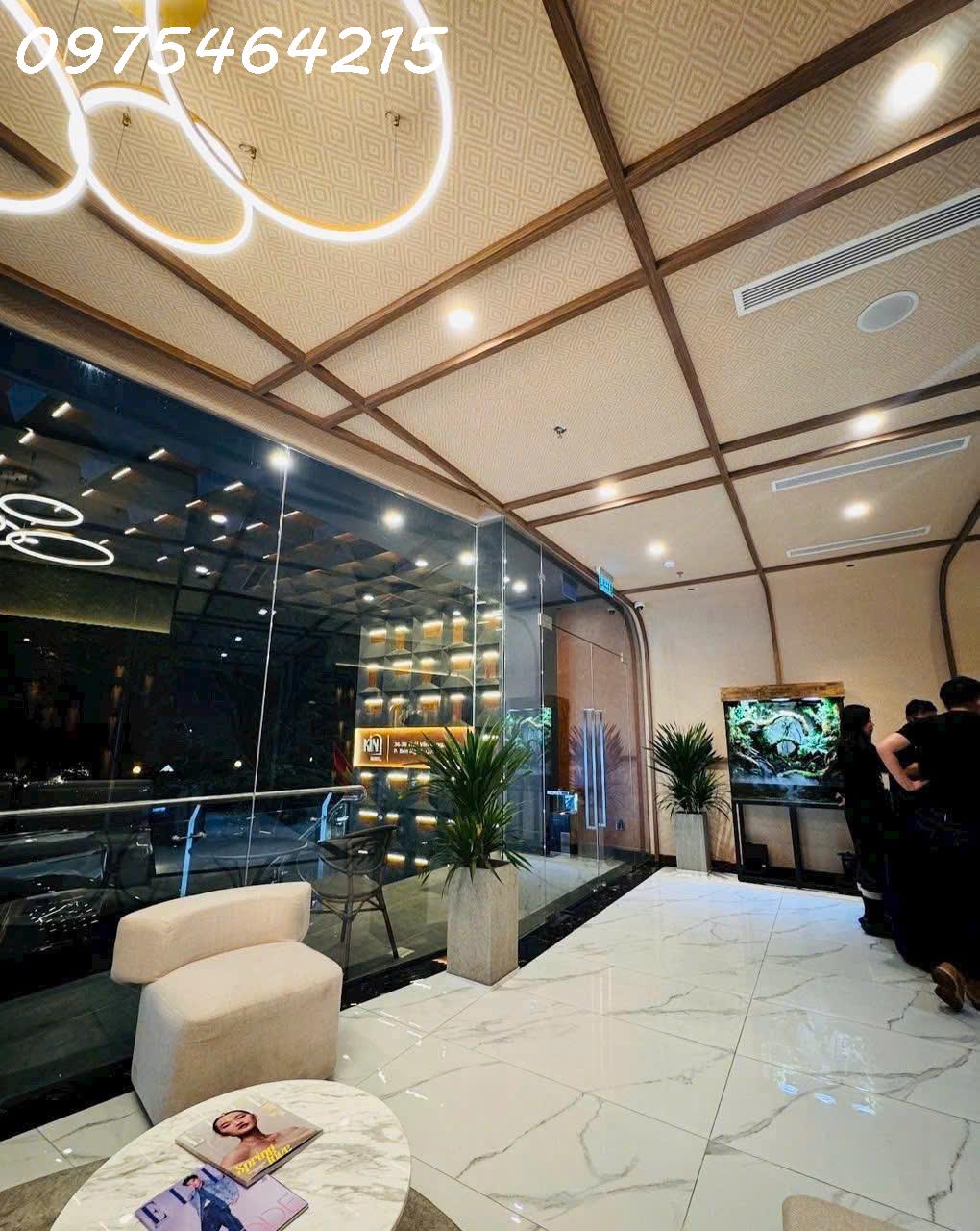 gen-h-z6802345374006_46fc3522e7361adde3b77835a1a338e0