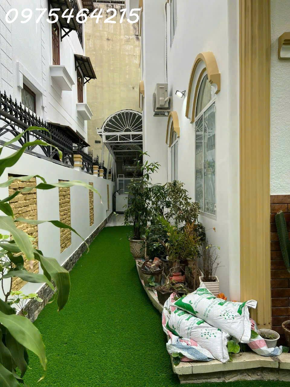 gen-h-z6828578414121_fc2a088253da2e8028ce736b39ebce79