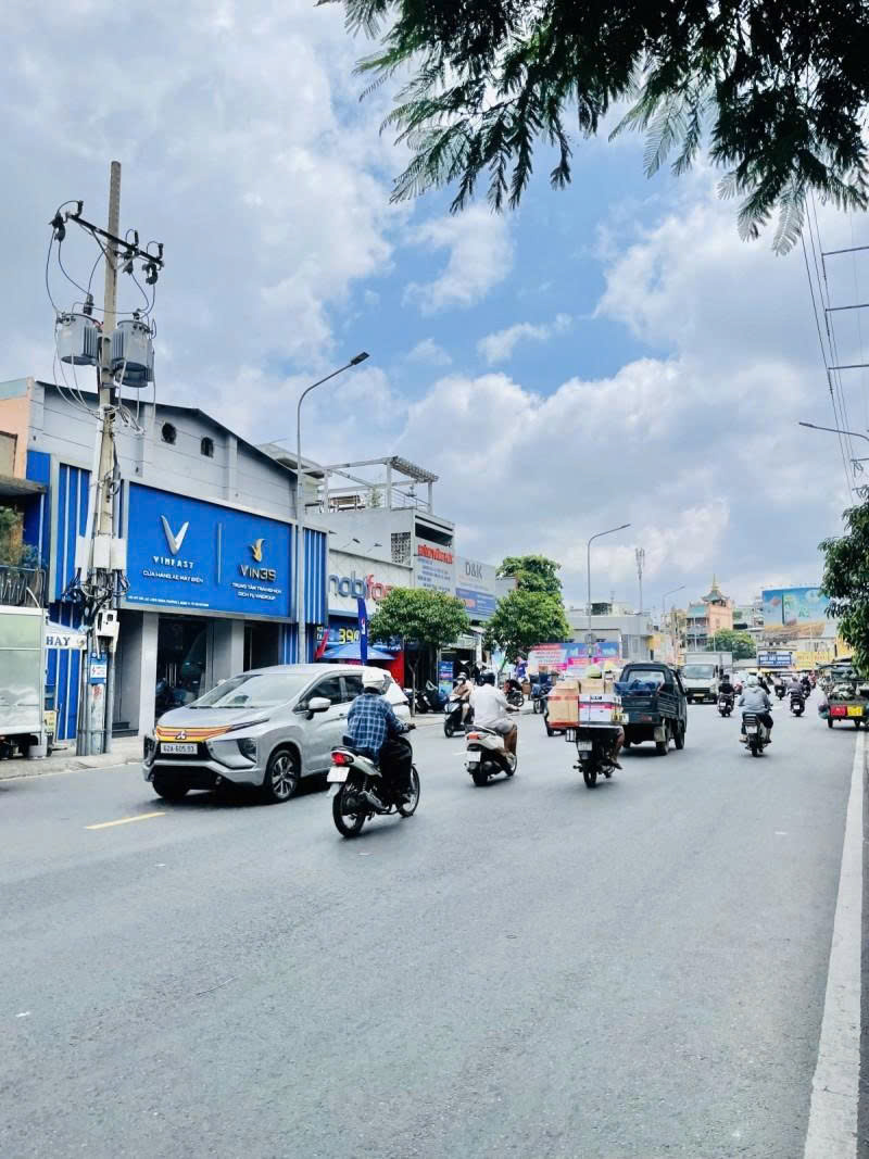 gen-n-z6771988916479_d9470a413493c4e68a3bdb0ec2f62dab