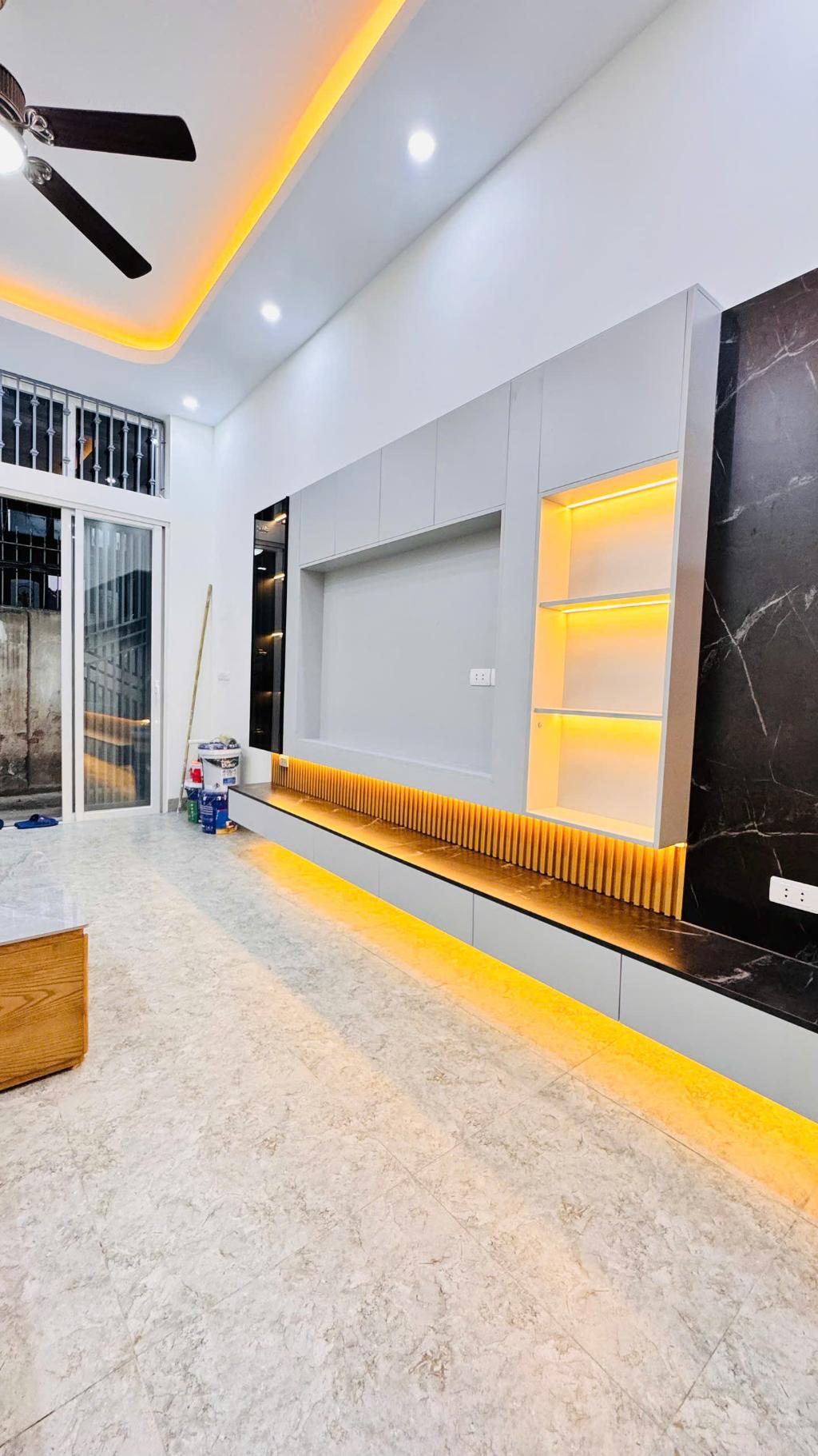 ivk-2673FC69-maz7abss_24_8