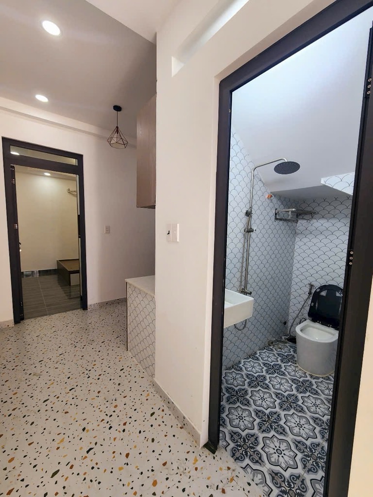 vod-3ED1C5B6-mchzaudf_33_10