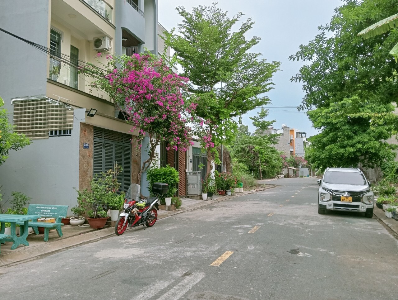 z5490264047681_93b2bab9640ce64a9665284945daf90d