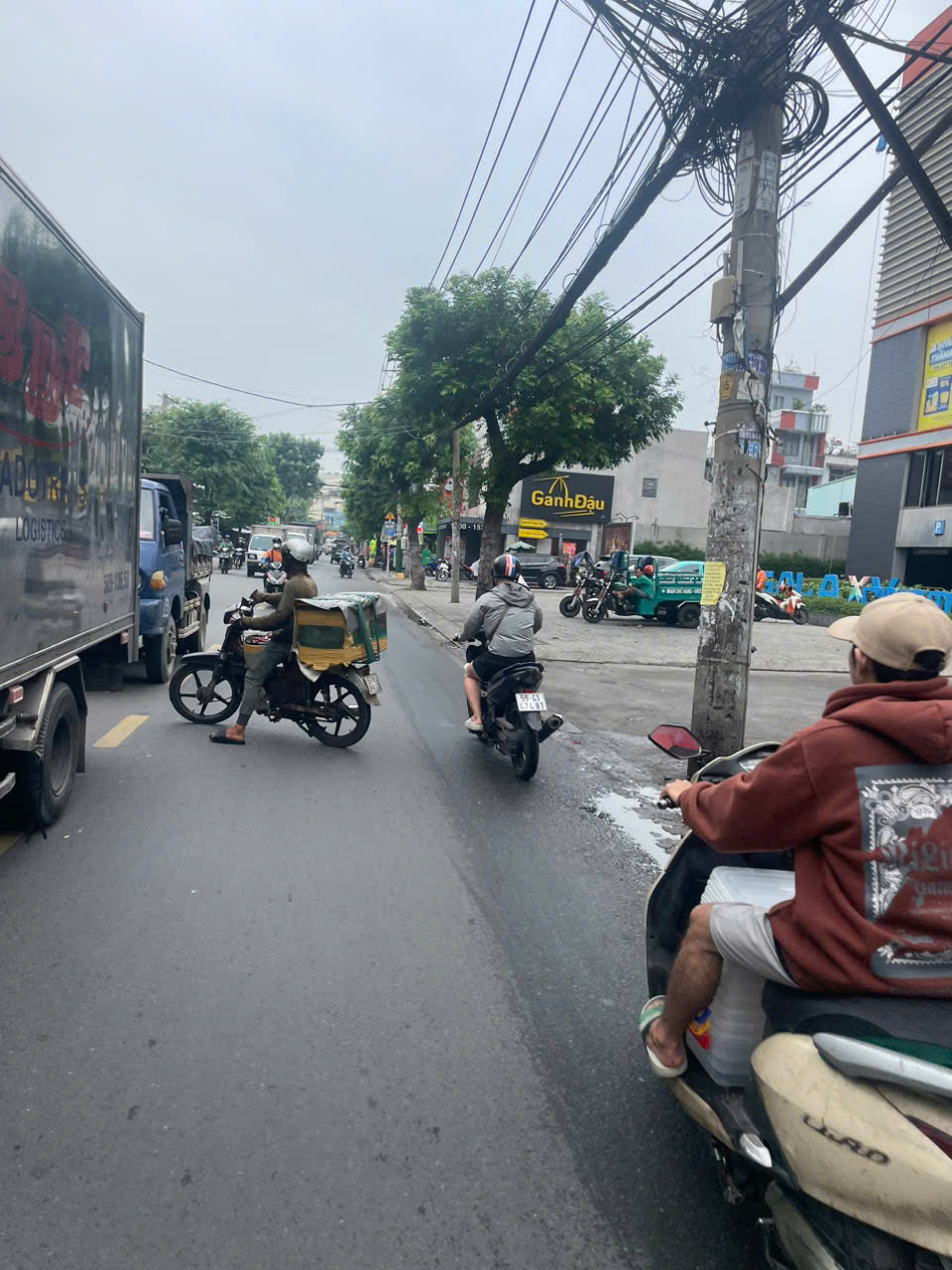 z6092450563150_31d02fbaec4402bb62578bbb1e3f5124