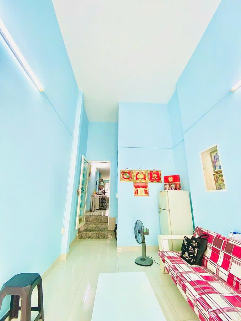 z6448680287498_126e50143da548fd27a88b19bbbb07f3