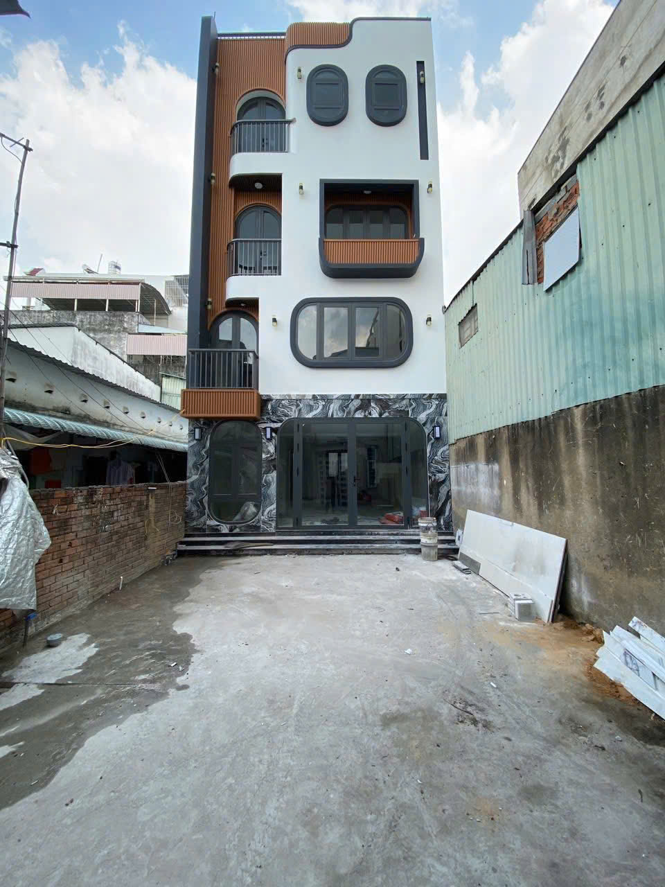 z6489241870950_00c5a3aaa8741ca00d1445b0c5212aca