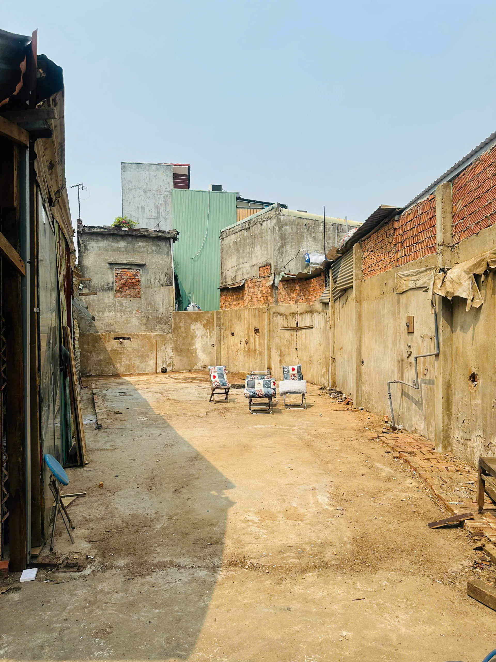 z6587703947129_6cb2c8df6d89a7a983c60ce1cf9a7dbf