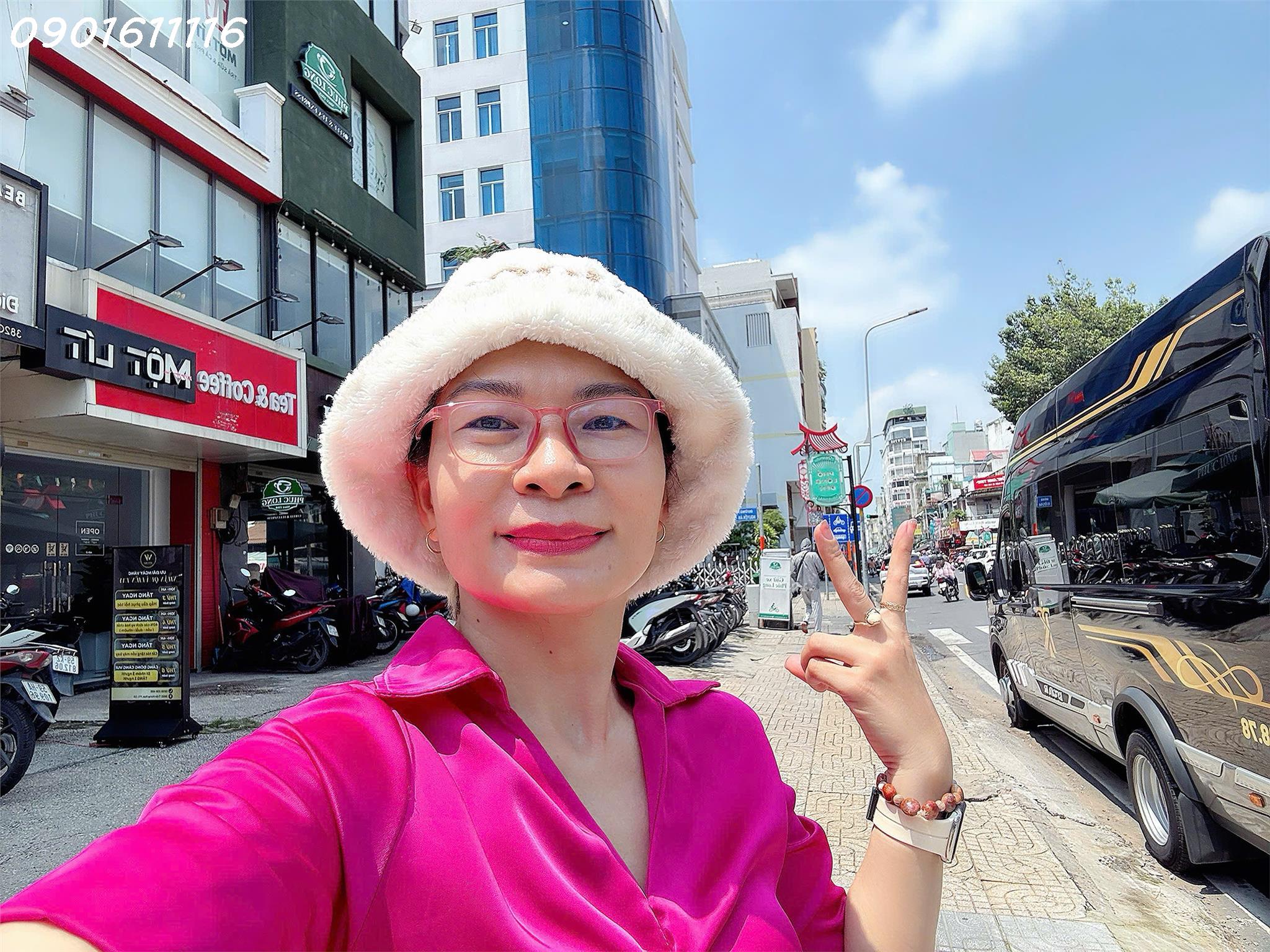 z6720800880120_b7ab8581492e127a2c175544fa8da92e