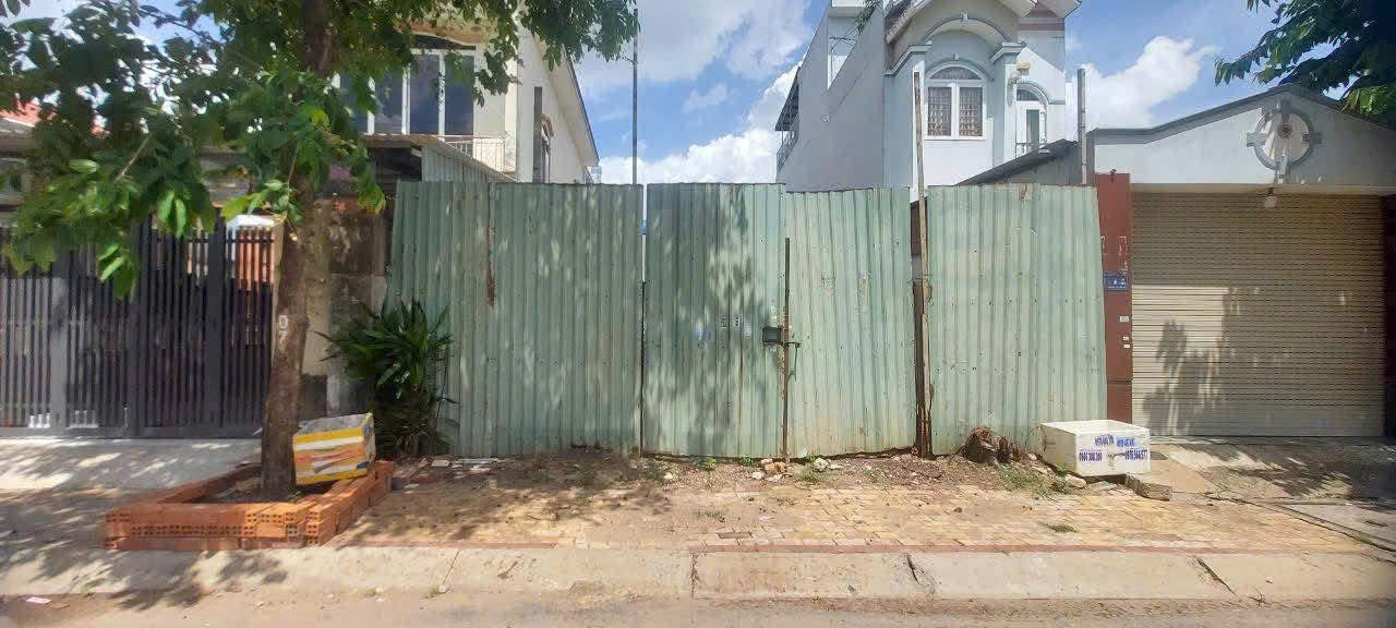 z6749251431585_37a006164c74d402c5998c55cb9b186a