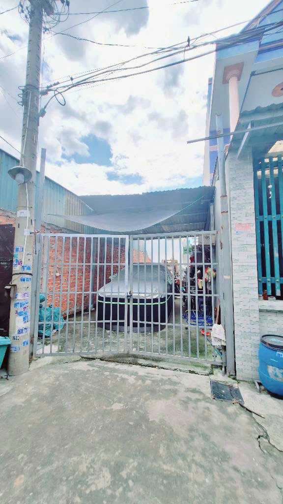 z6760687239410_be4f2489bd51f0a2f858faef69ab99af