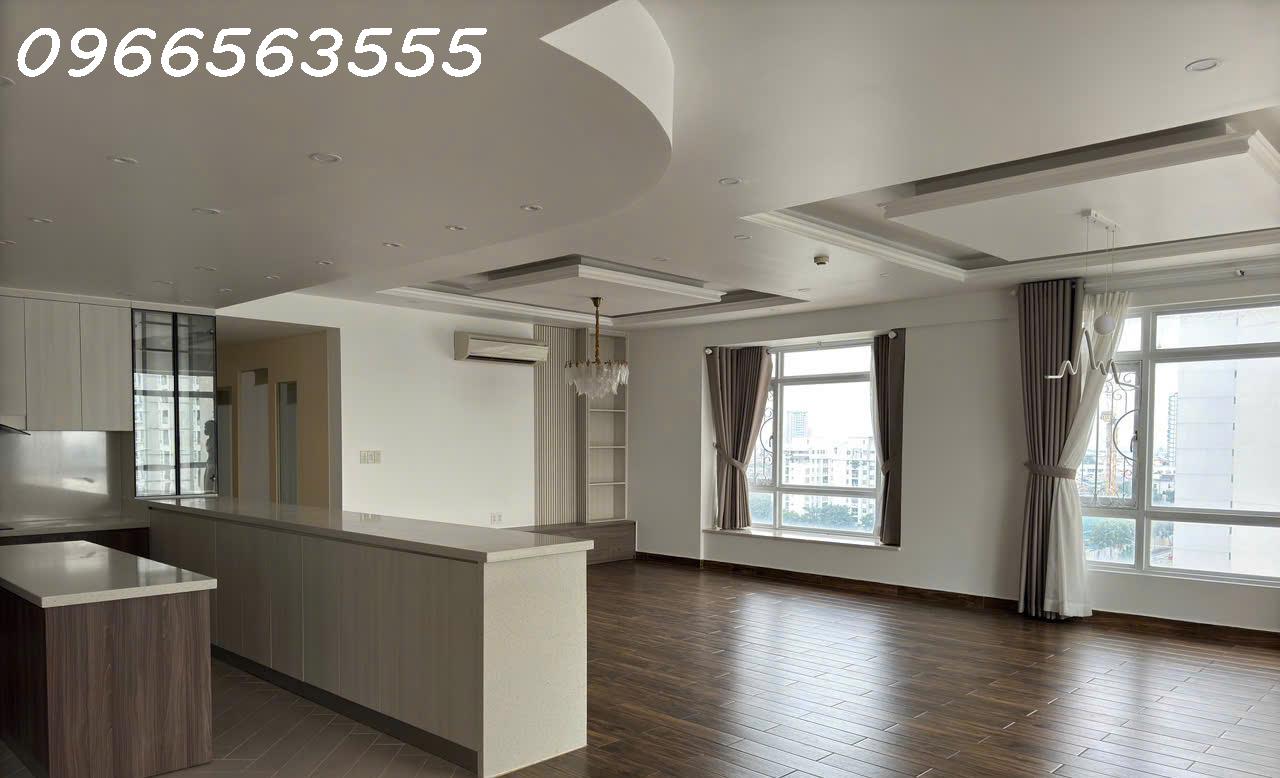 z6761173104217_b632d2a0ac43a1d39ac04ac806c6a77a