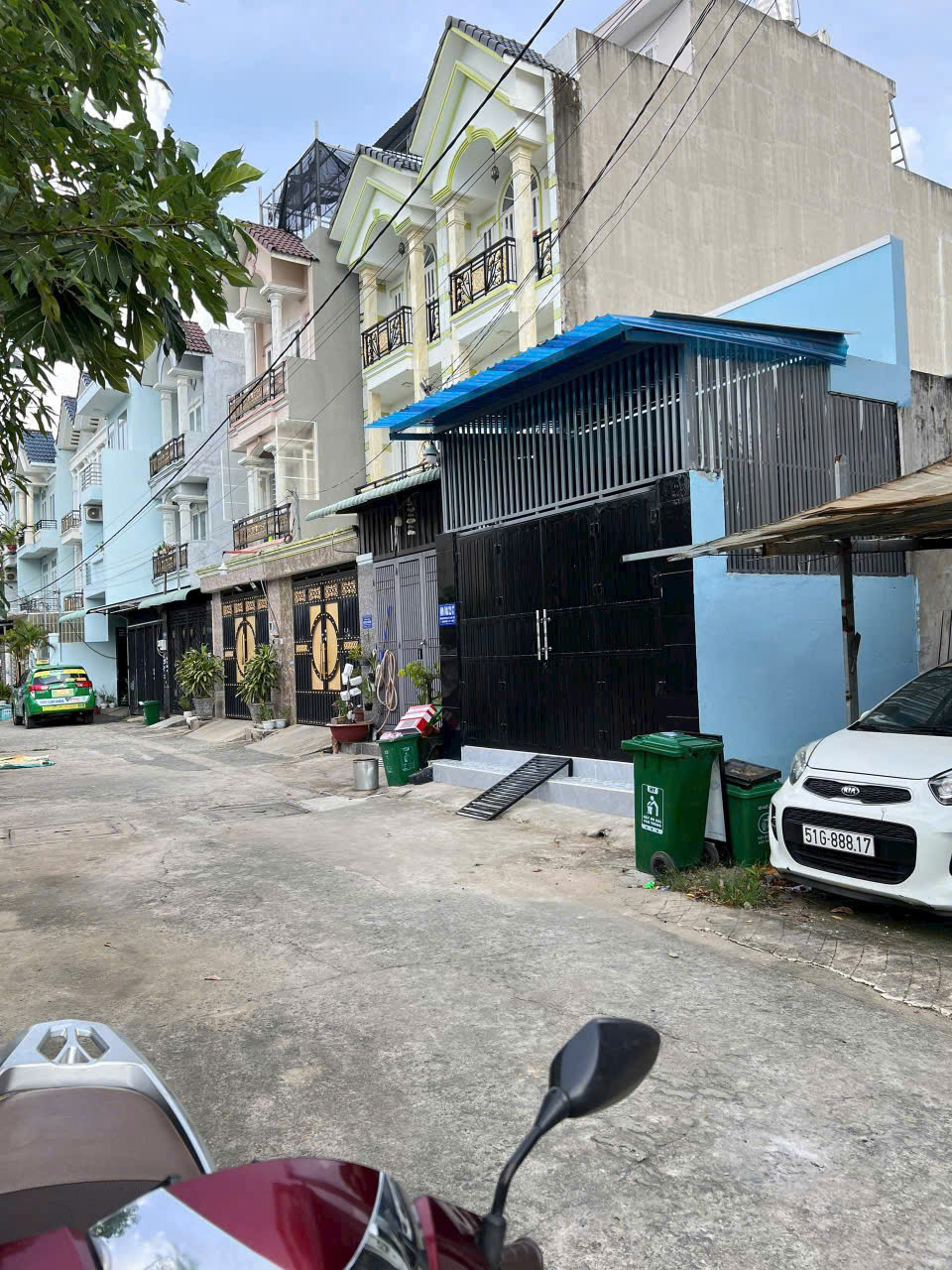 z6762183953607_1888d88fd22c684c97a03d4d4e1c47e1