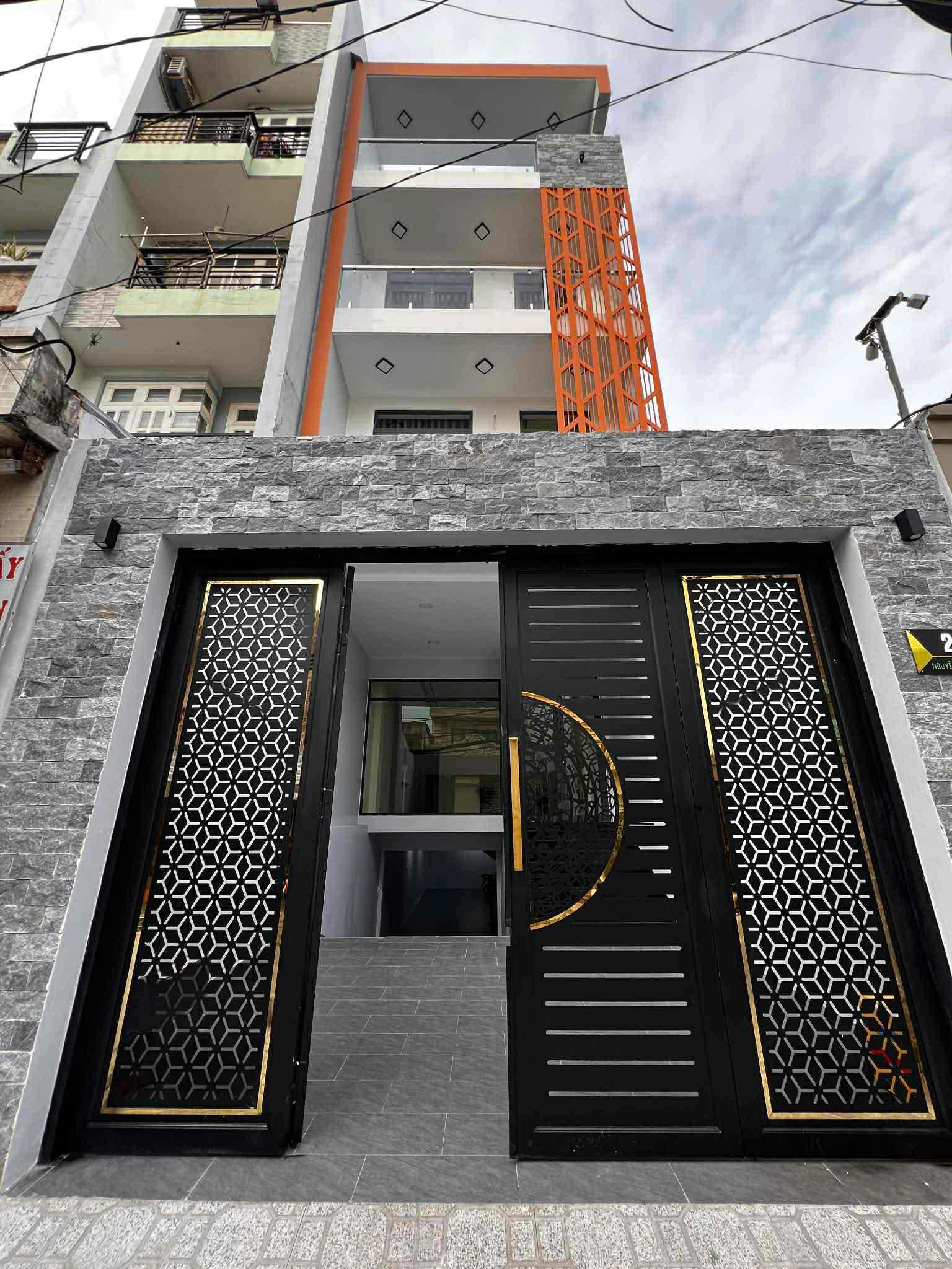 z6762875493474_a6f580c746e1664fb4eeeb0aef4ca2f9