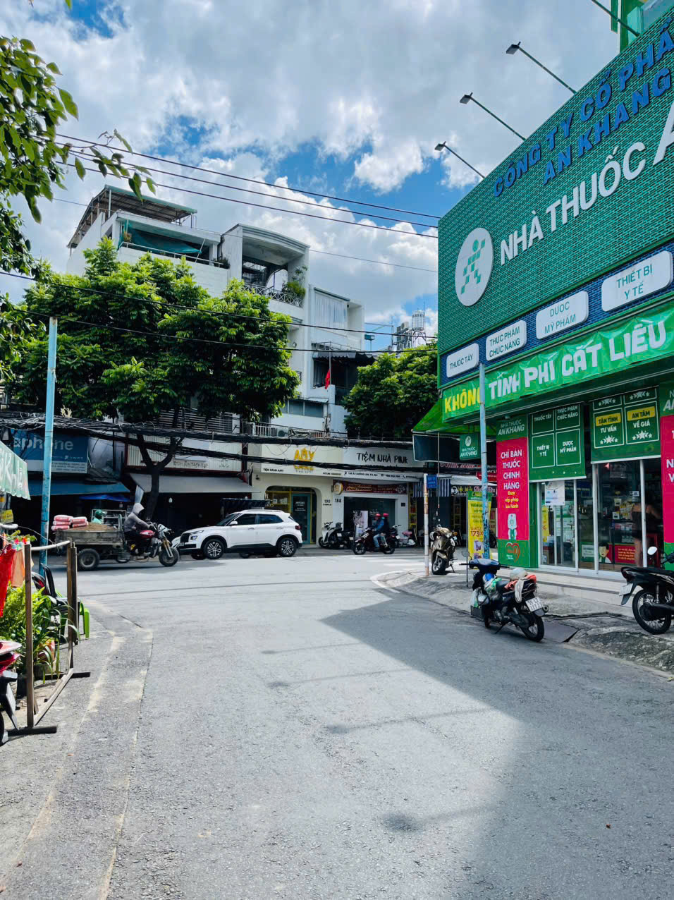 z6763425261161_5da27077111e0bd714caa1d415bfaf81