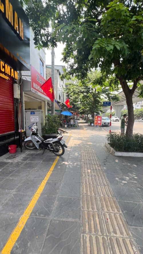 z6763715302202_7bbcbd3ab381bf9cc23bd926800a542c