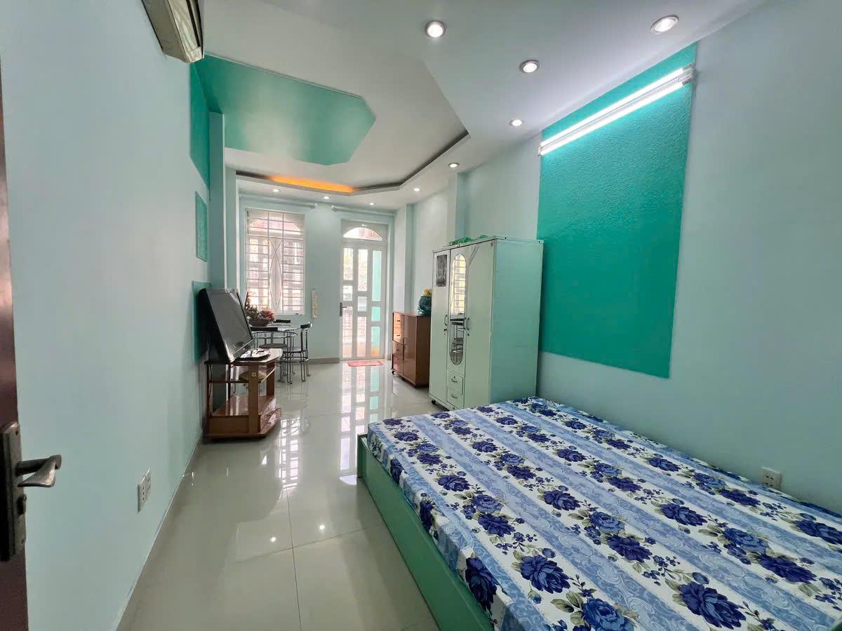 z6768494074329_e64a9b6aba9c2e312dbf7e0c236c7fb7