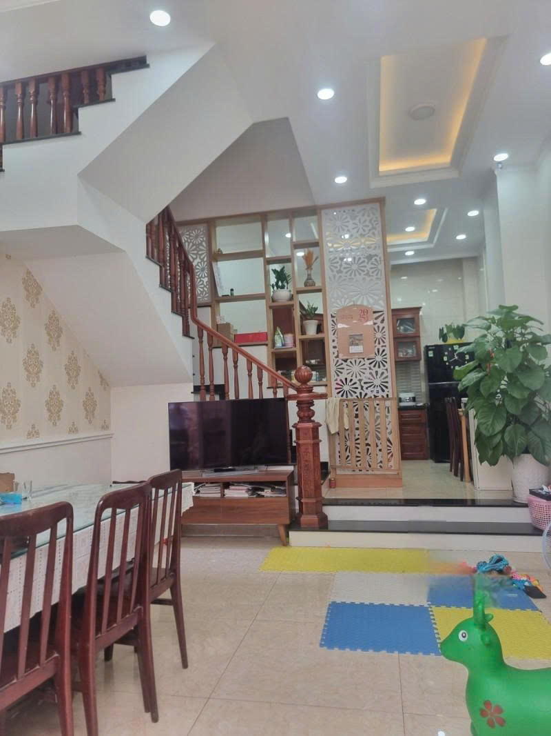 z6770433627925_9cf654dc6cad171fb6b3518ca4783d84