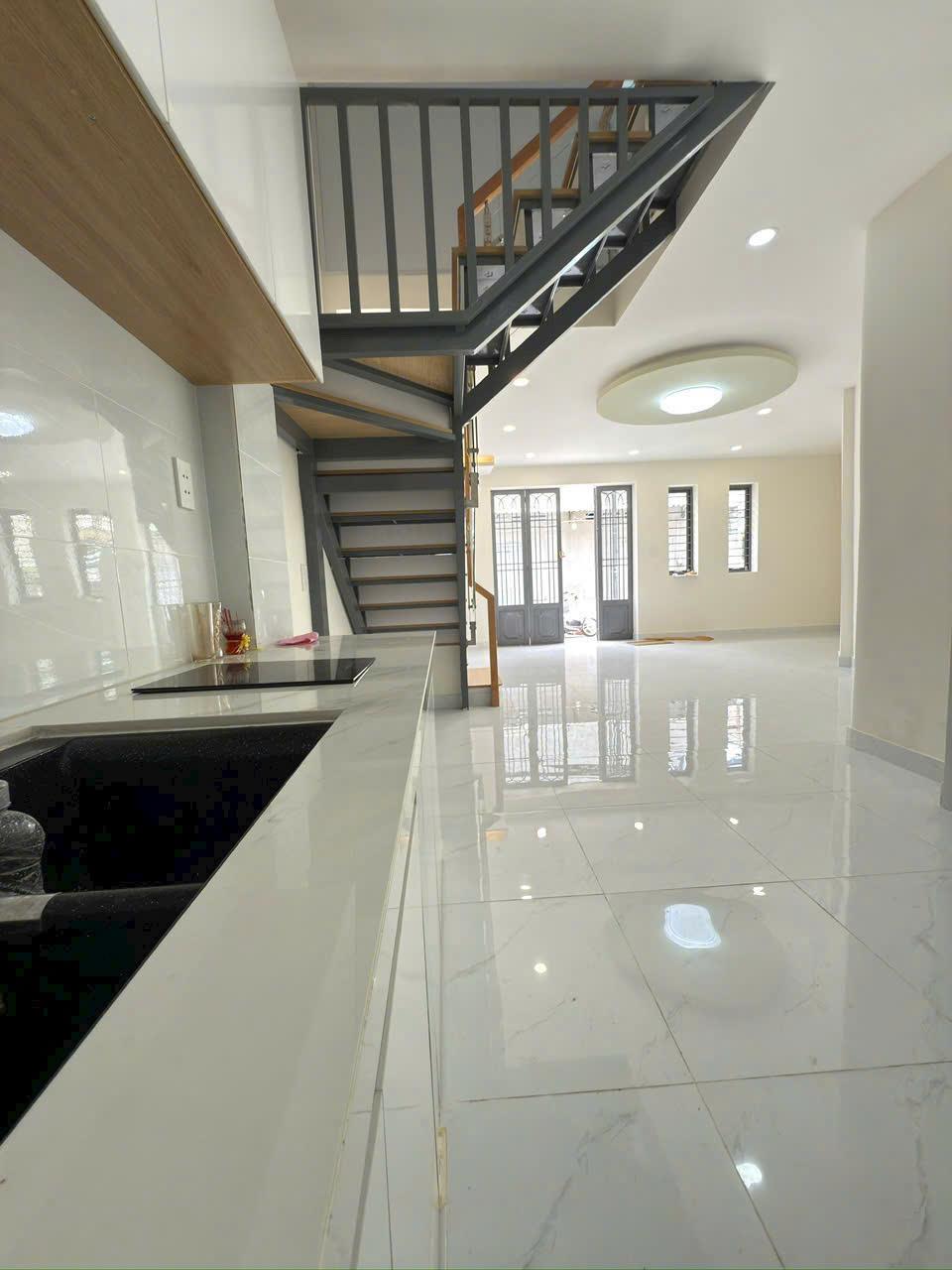 z6773380750225_32d945bbebf2066dbbfd493ba037a15d