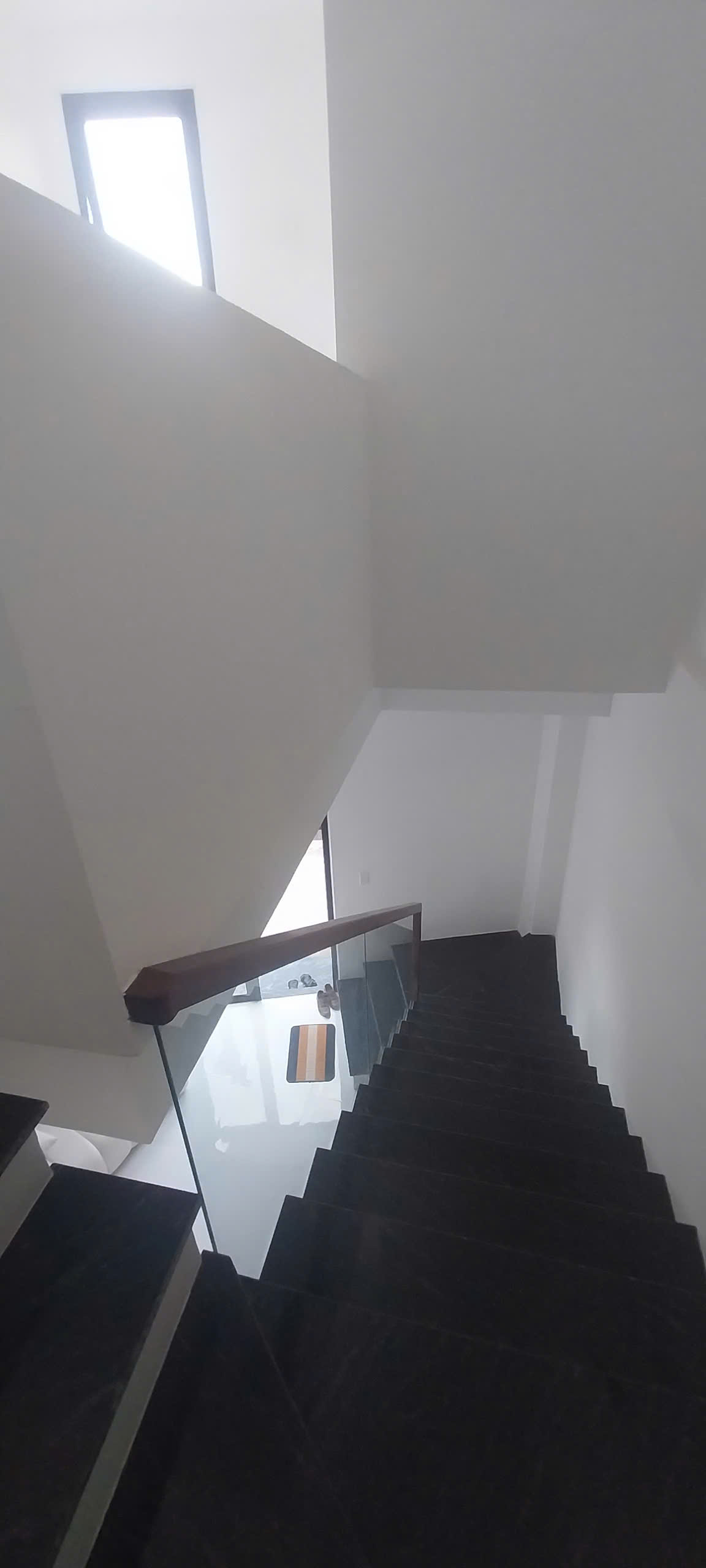 z6775721979150_e7bc2ebe926942d8a8c77e23ec280d8f-2