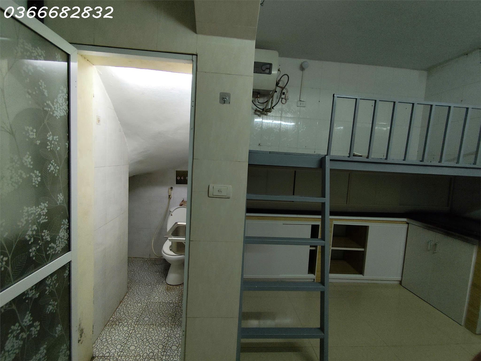 z6779520109932_cada6c659473c803a1f86d285bdb916a