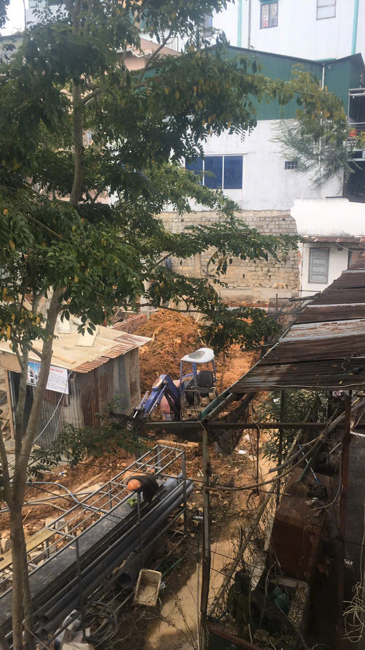 z6780643051036_0022866796aca65d25daa684e29d6504