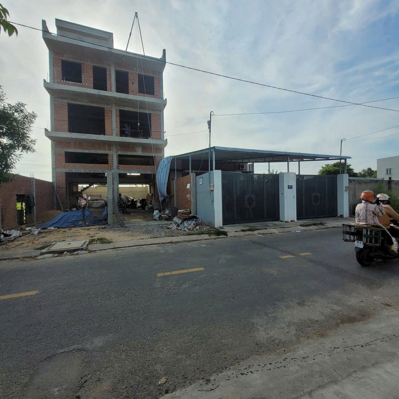 z6784825503795_8f9b83ce4f8cfba5446666833538bf2e