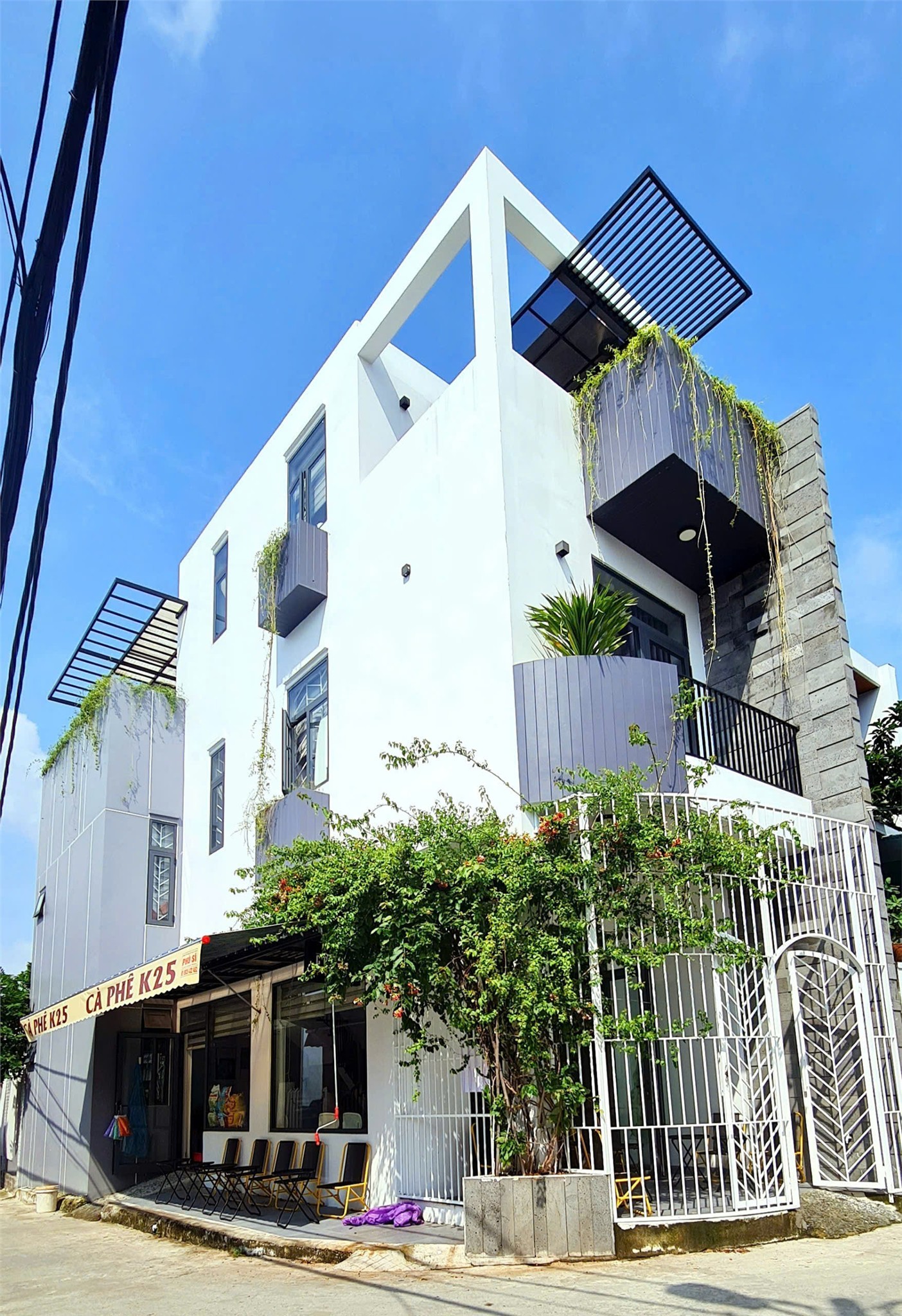 z6786941402961_51c10afa84240ae0033fdbd8b2382905