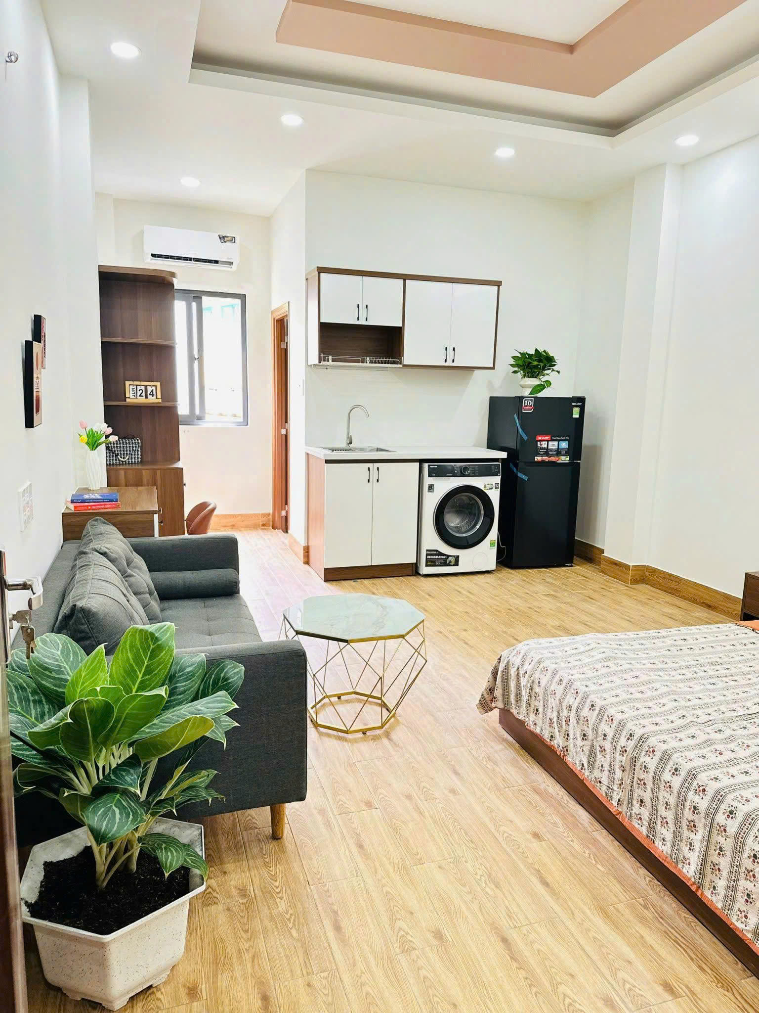 z6788060238617_a2bbbb99f49af0cdc9eafe0d0c78bde9