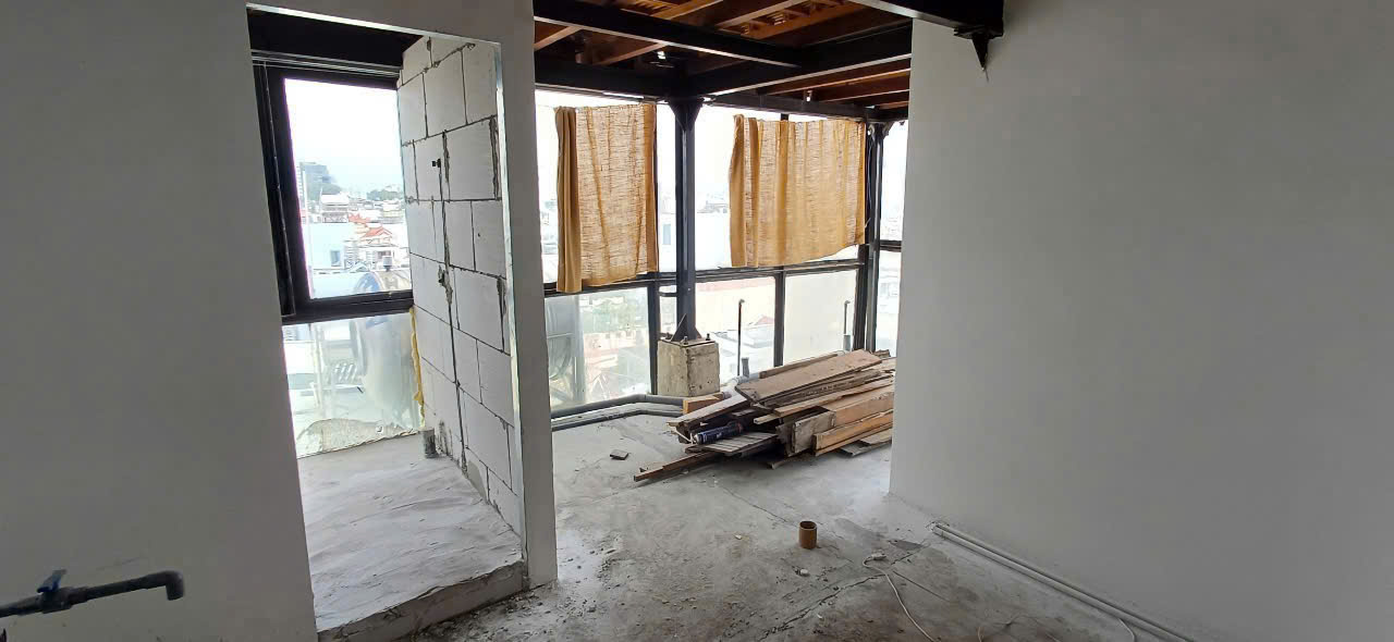 z6790239770584_5e3d67efde66b1bde24d3b23b573f435