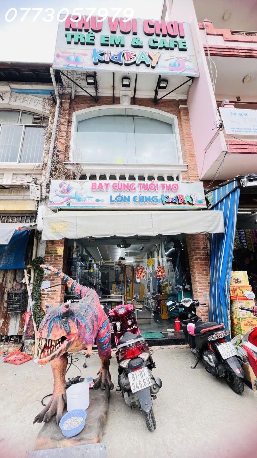 z6793070335812_f734d5341bfaa2cbab7ce7fb4cdd9b77