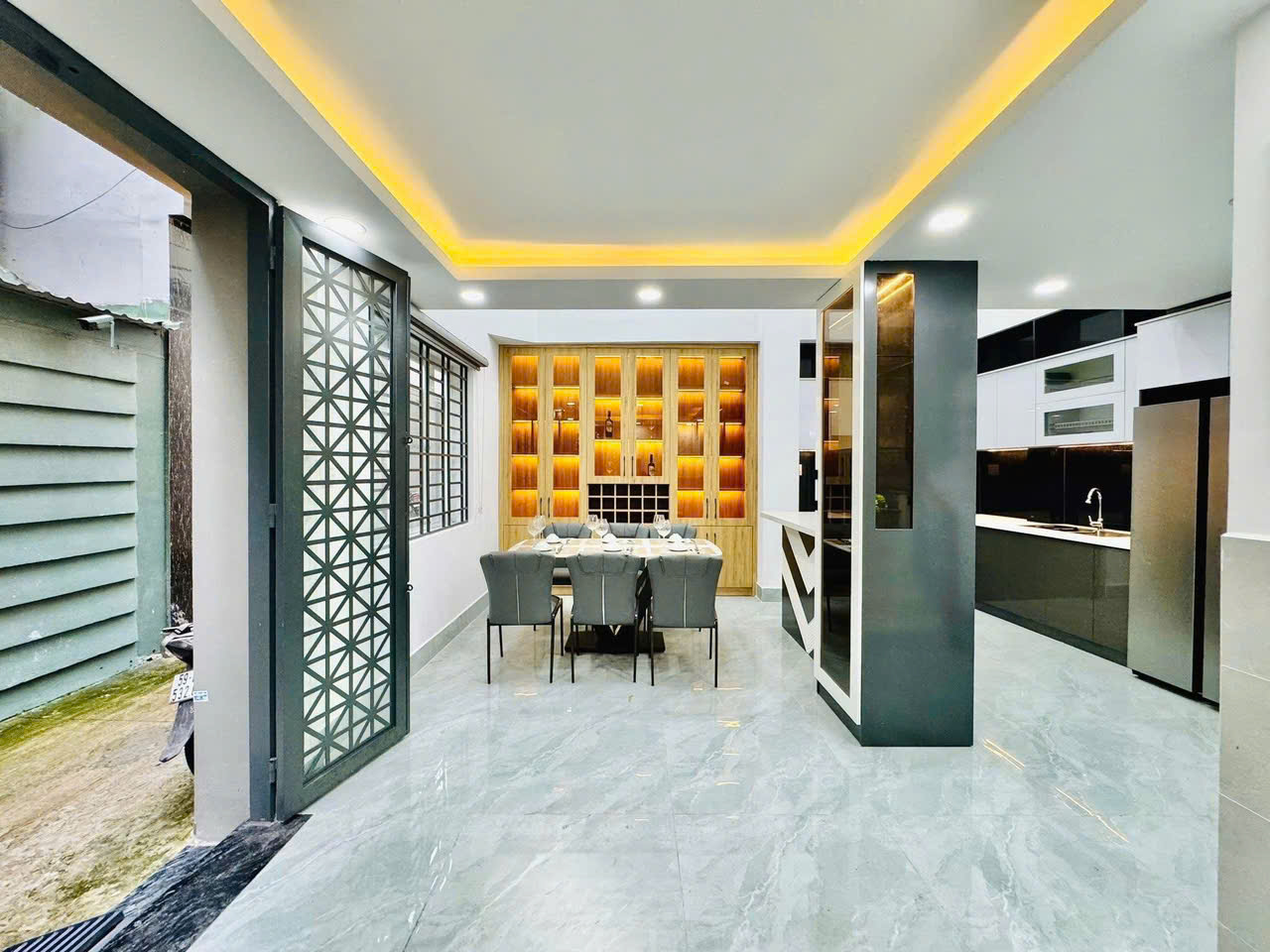 z6793084967865_0bc08c6605e2b01910f19877630806fc