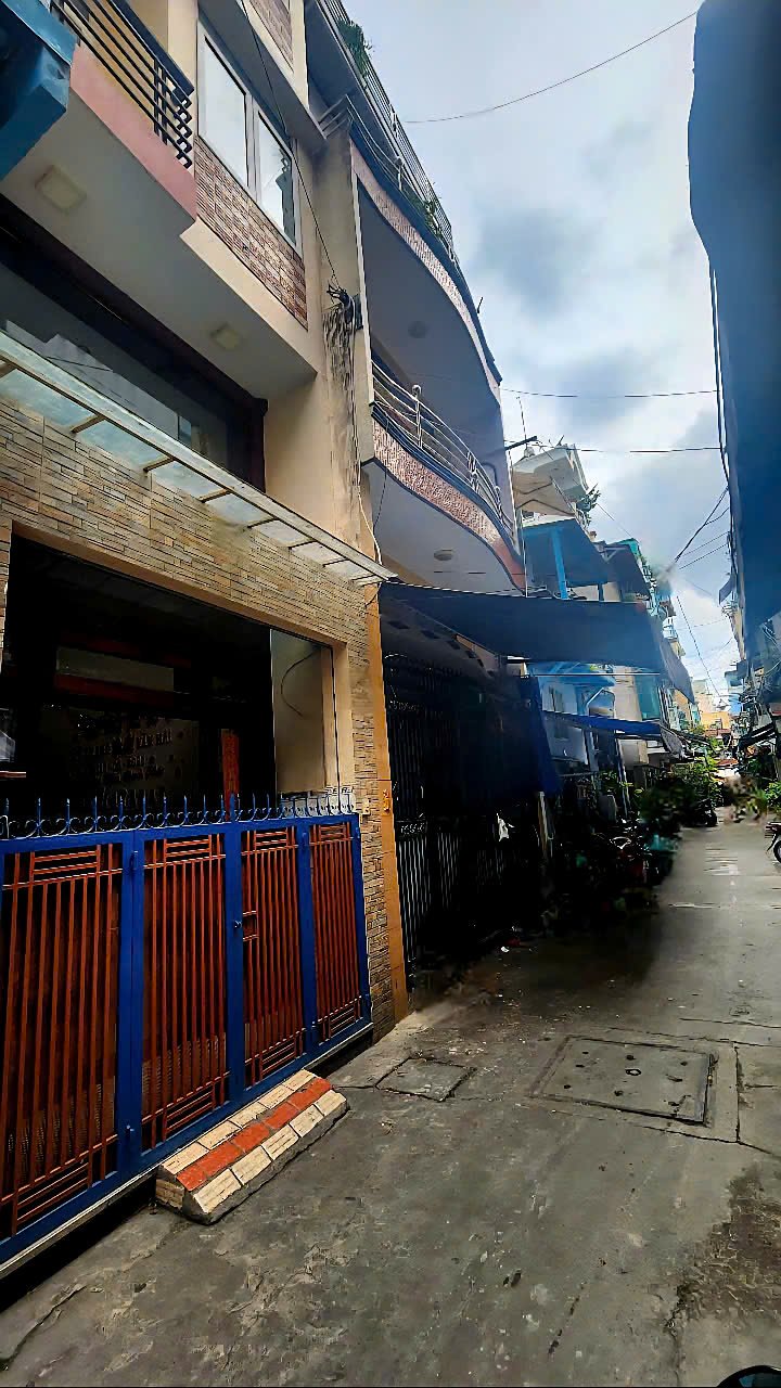 z6795350120541_03a25b7921e5c9171a5dd1388ca77fb7