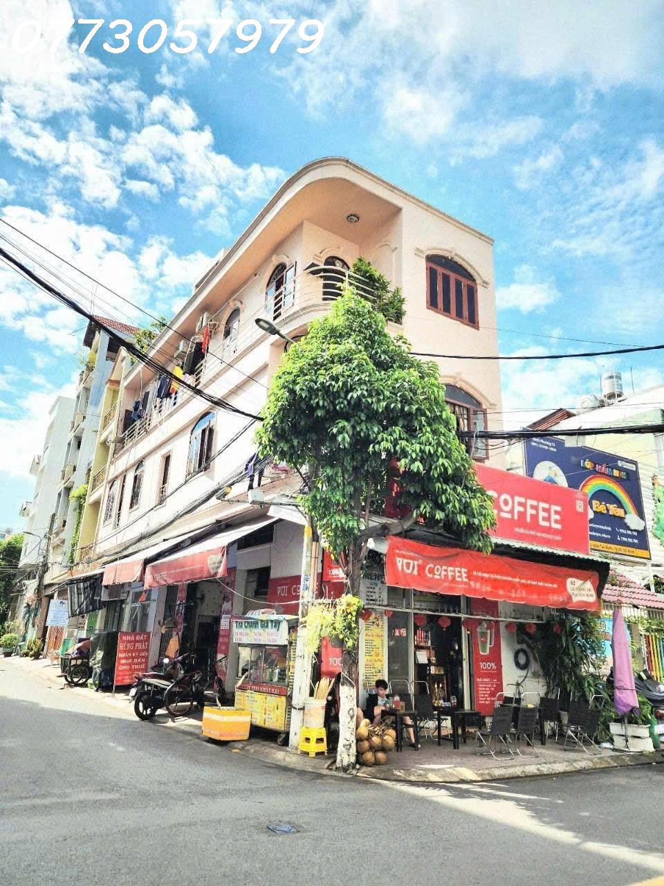 z6797156477771_2ec2aa99f2864d79a3e99c01914dc37a