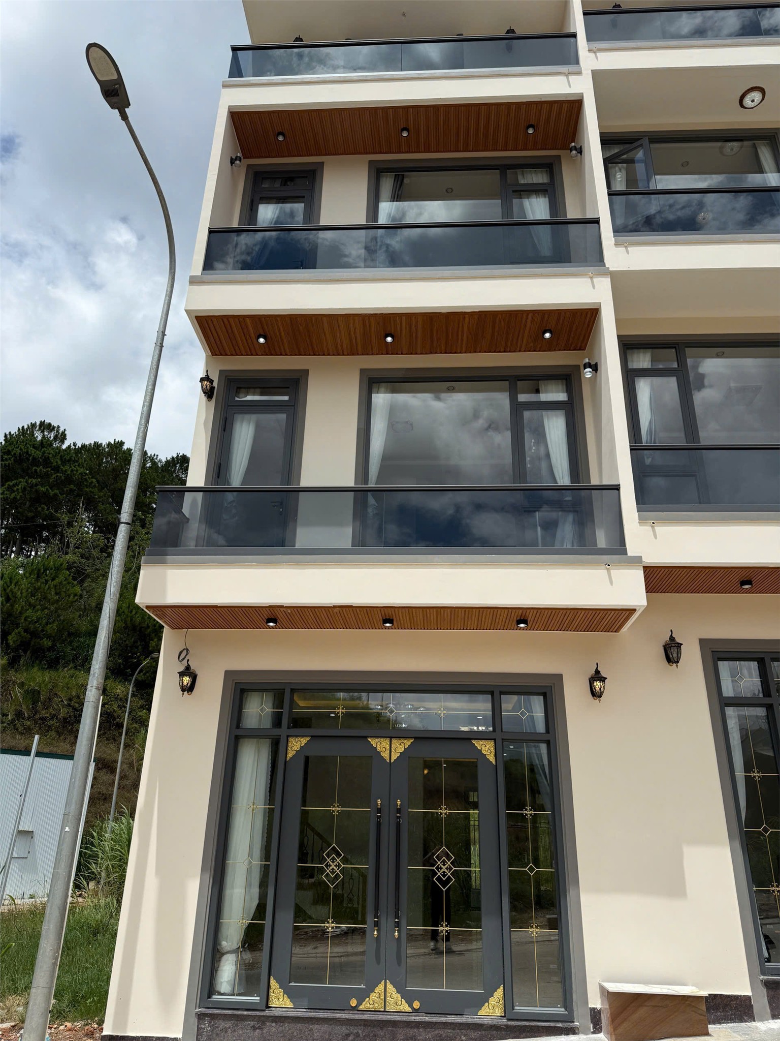 z6797299506507_005e1e2785450d6287f228eeb5b71b2a