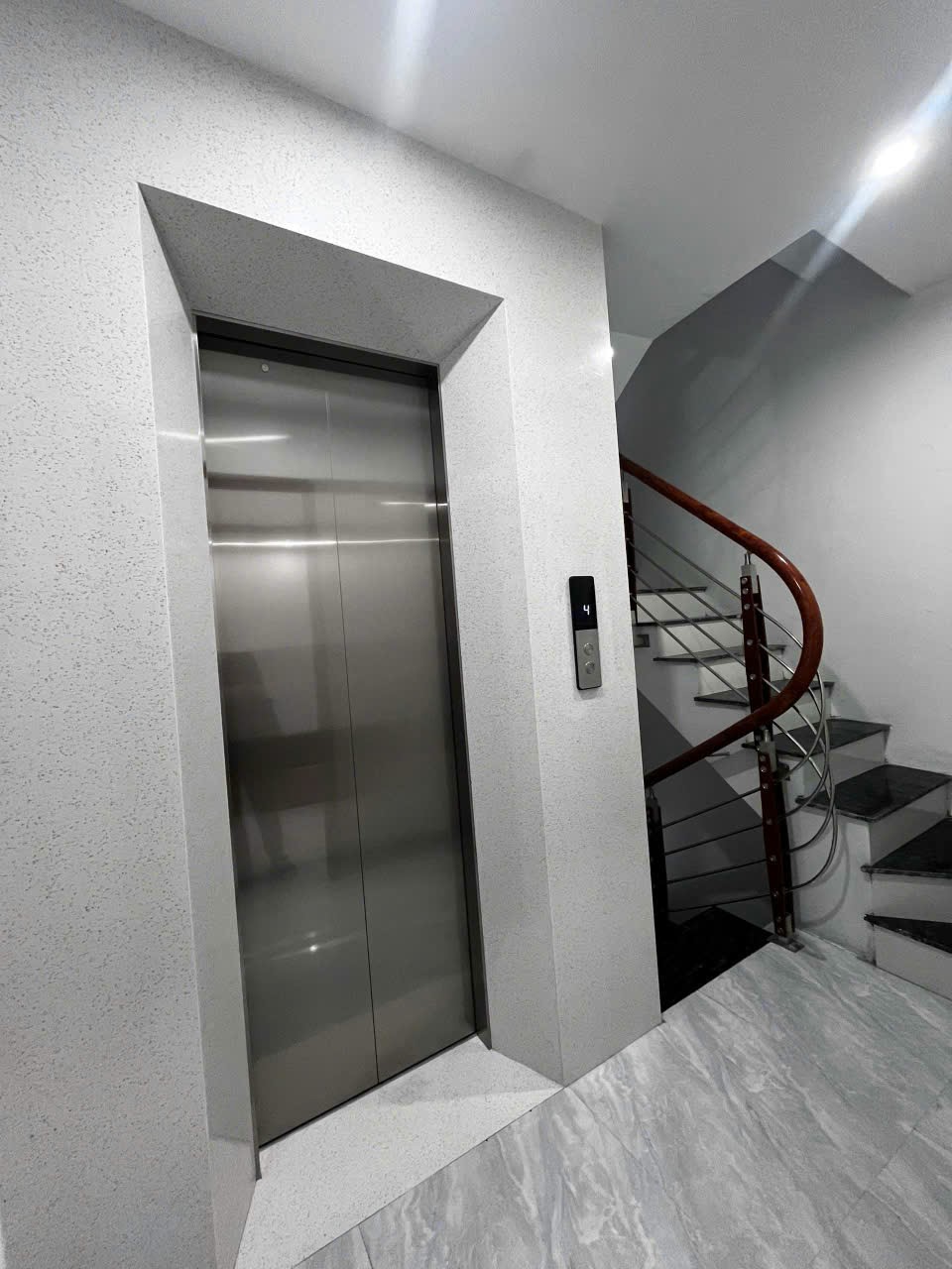 z6797488973410_5d1ec00c2797b2d8164ee70416a680a7