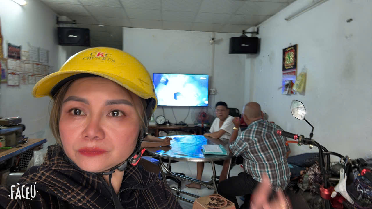 z6800134537985_70ff03d0ccb8fa7bc9bba938b56875c7