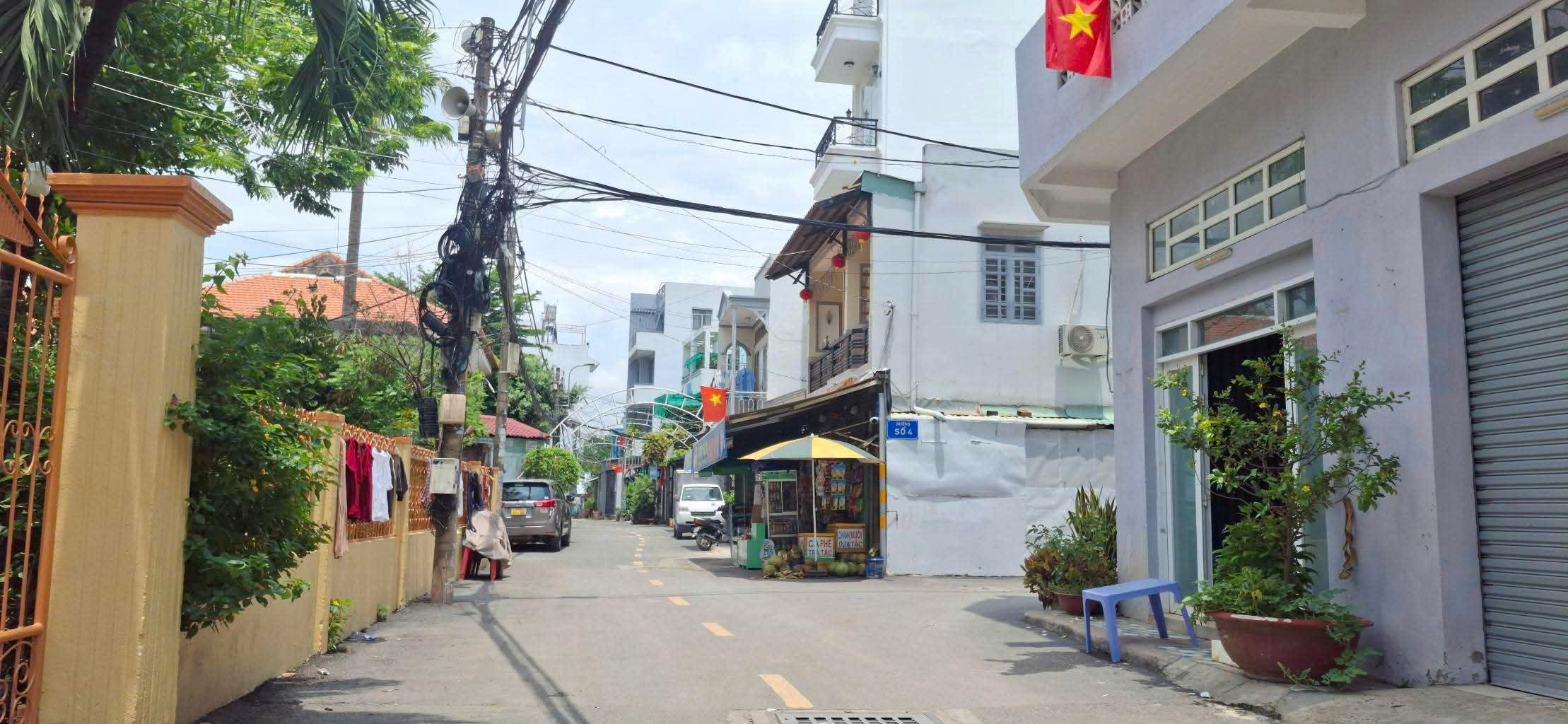 z6803019220707_5b7e5ced2ee6c9956fbf95a24b9ffe21