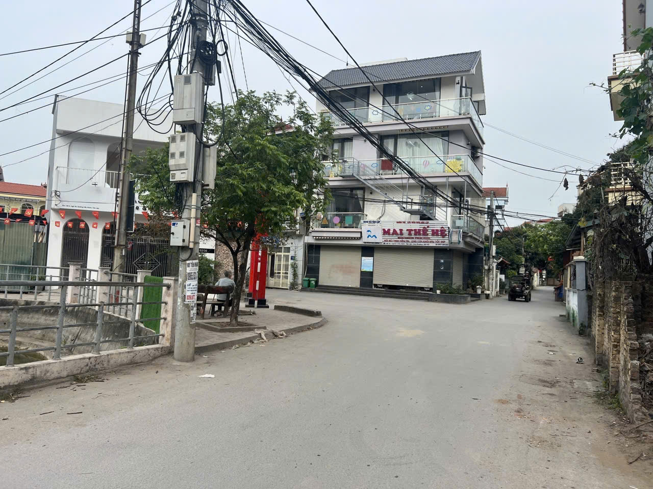 z6806080972972_823912a53c09c051d418dd2e9667bdc7