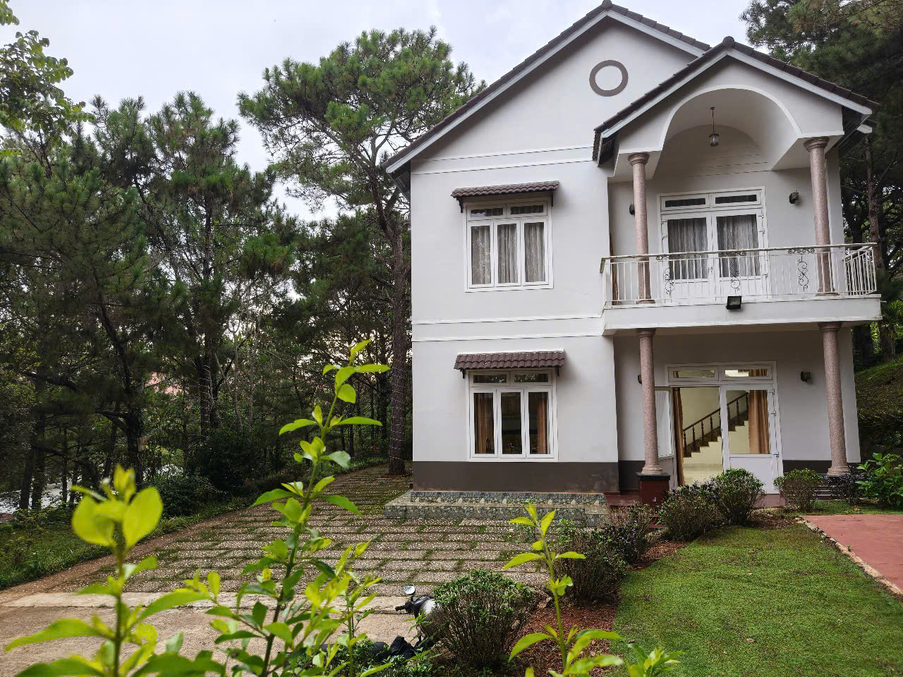 z6807440339401_133f57c50d4b14e1841a5ed30983dc36