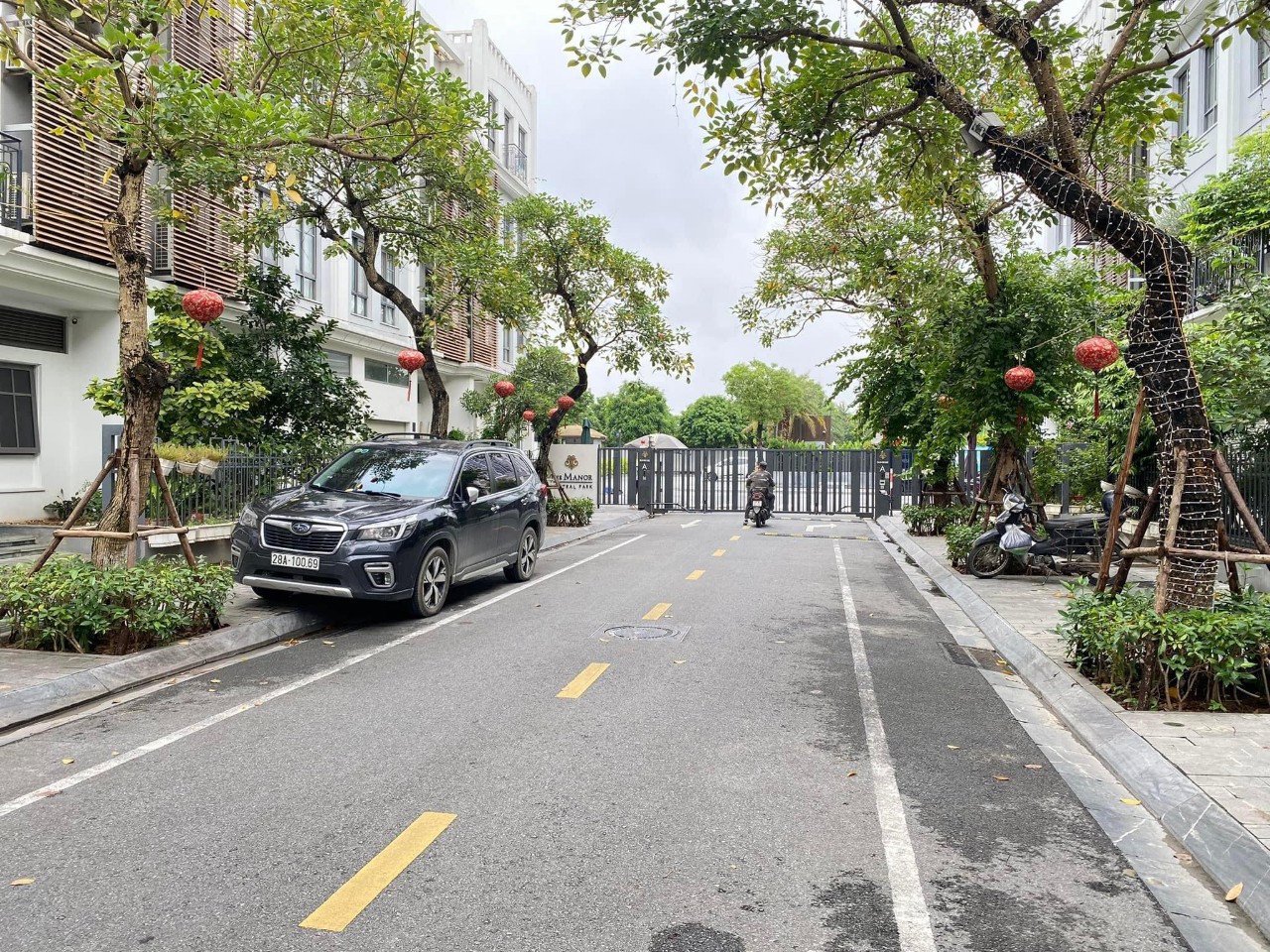 z6808970913916_1d63e7e51232f2f2e46ee68ed0805ef5