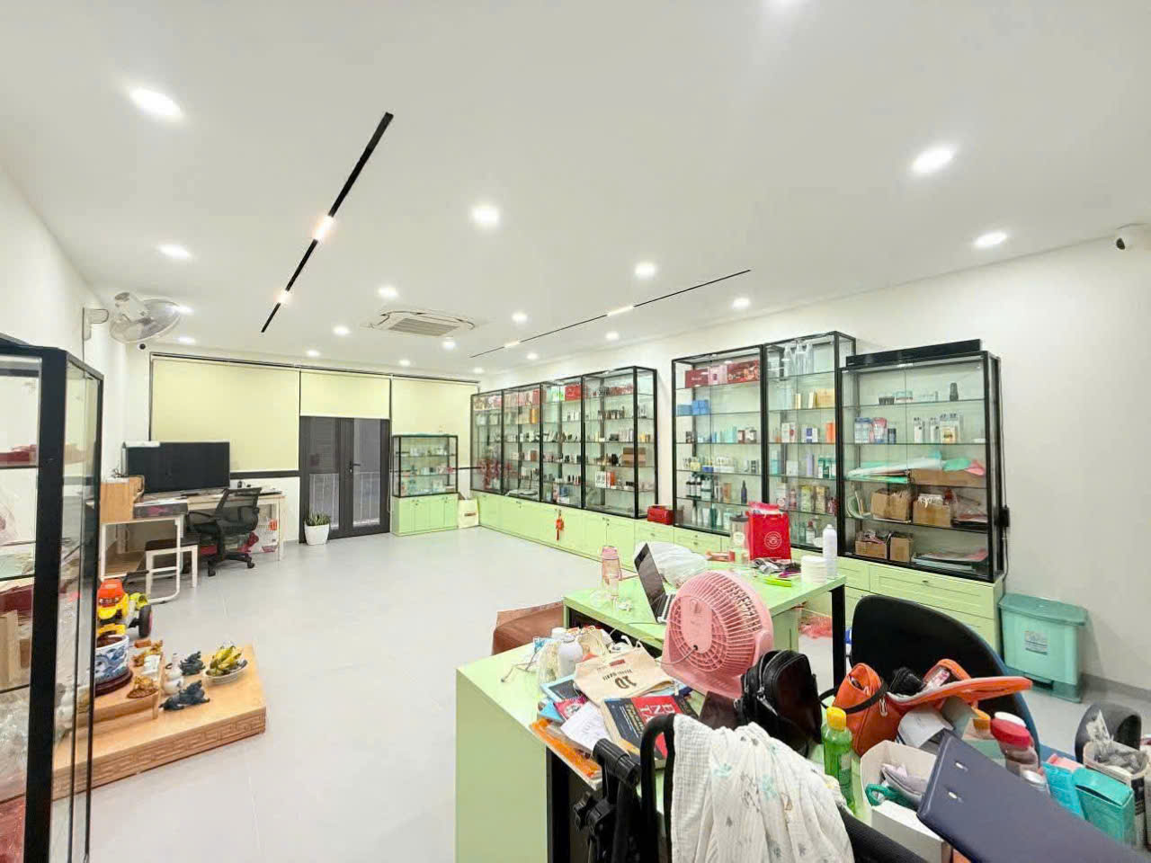 z6810112721940_210d65ca21be50f85f9eb15b64f0cd0btqd