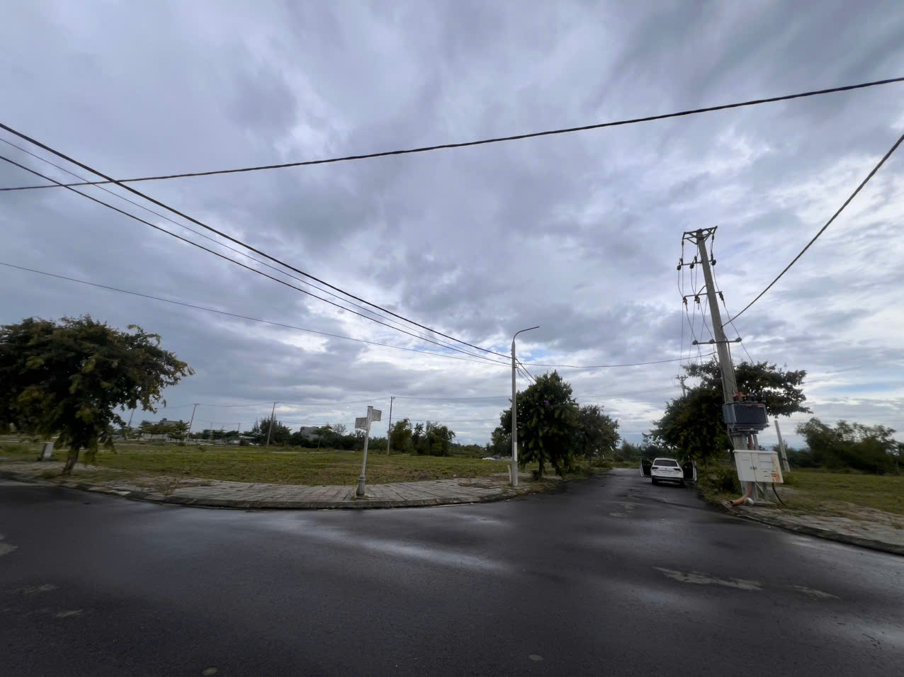 z6810122277903_44798a6ffe45e54c44e96924f42abadf