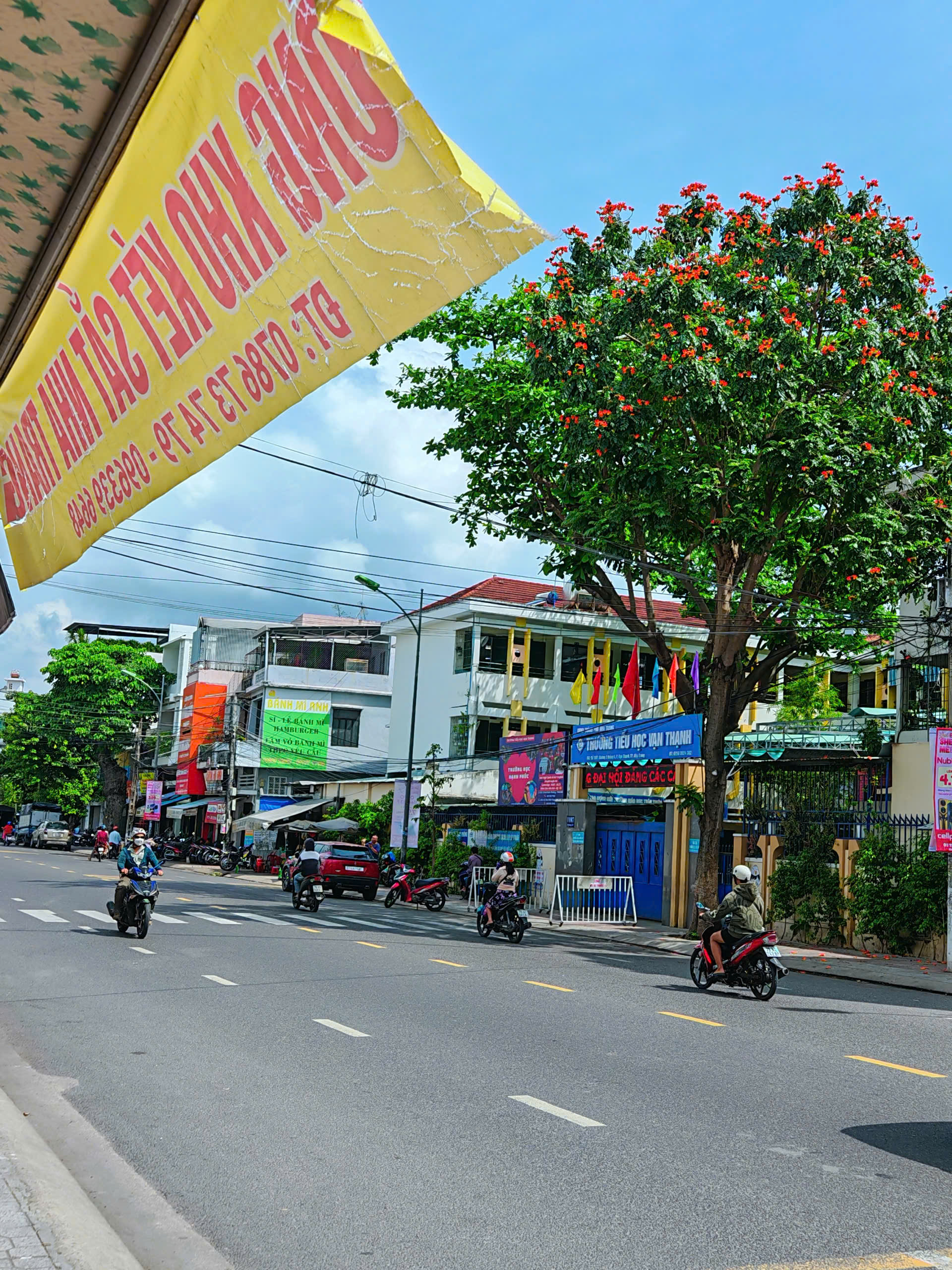 z6810309500683_c1ee9560a83f344cf1d9bb6bebf51573