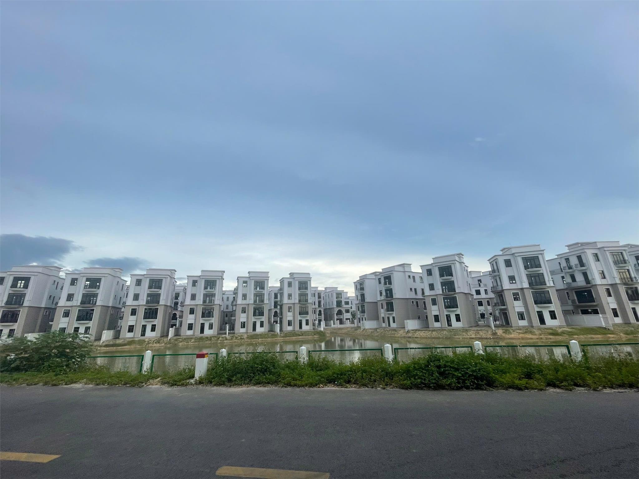 z6810764224615_2154bb8c4be80f94341b84b807b7afb6