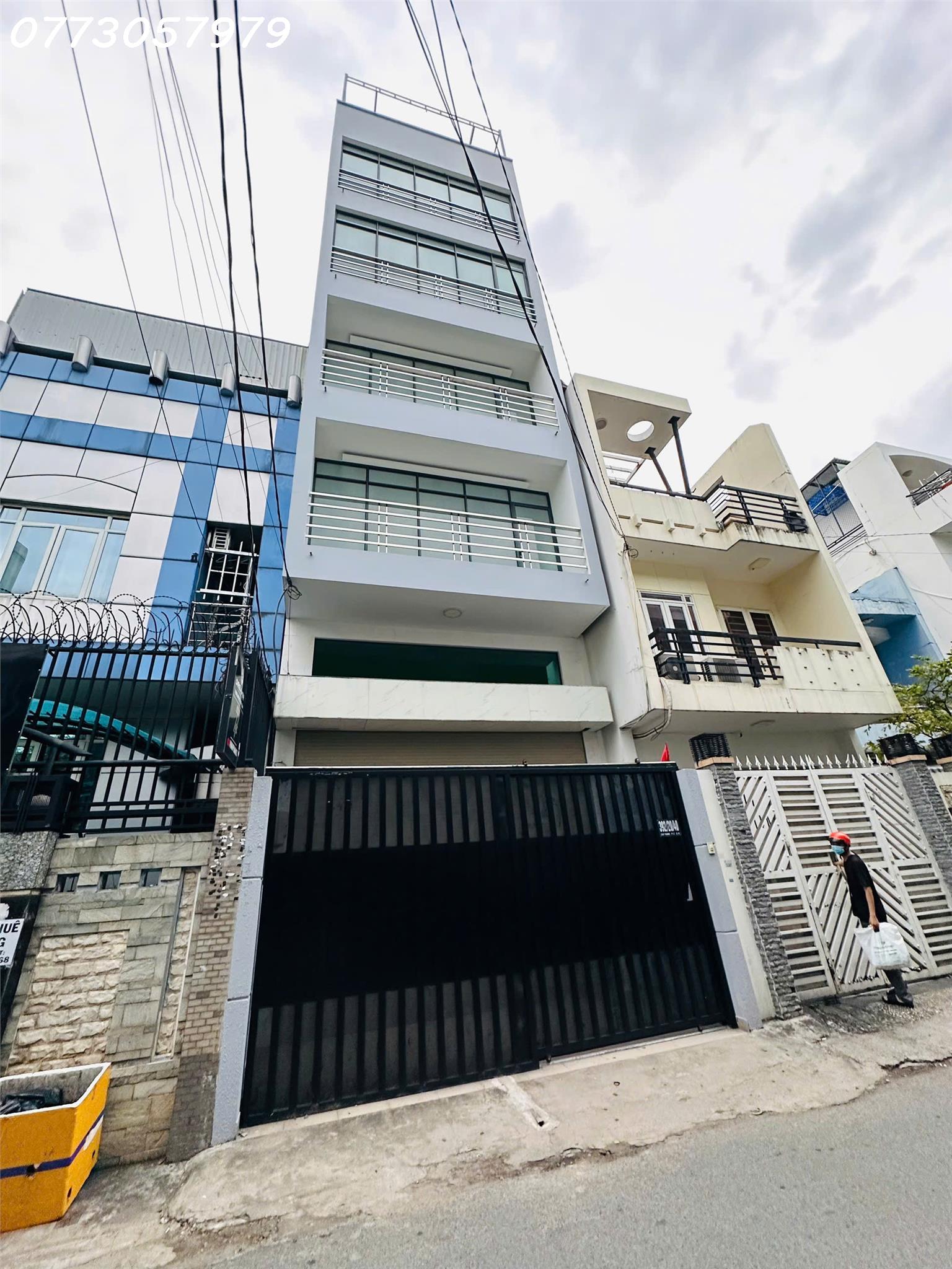 z6813837138655_8f5621b0812ba4f8004f60a7a3107a06