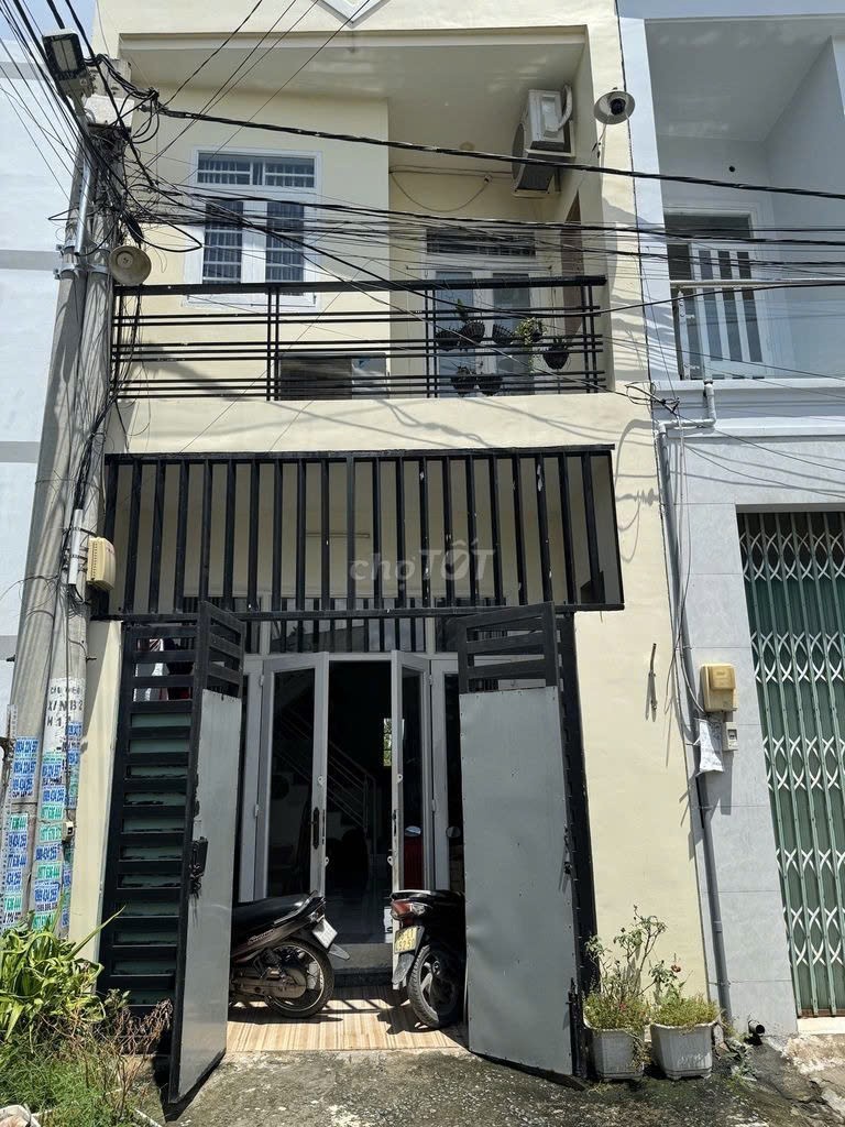 z6814252039303_947652b3159197310be05a20150029c0